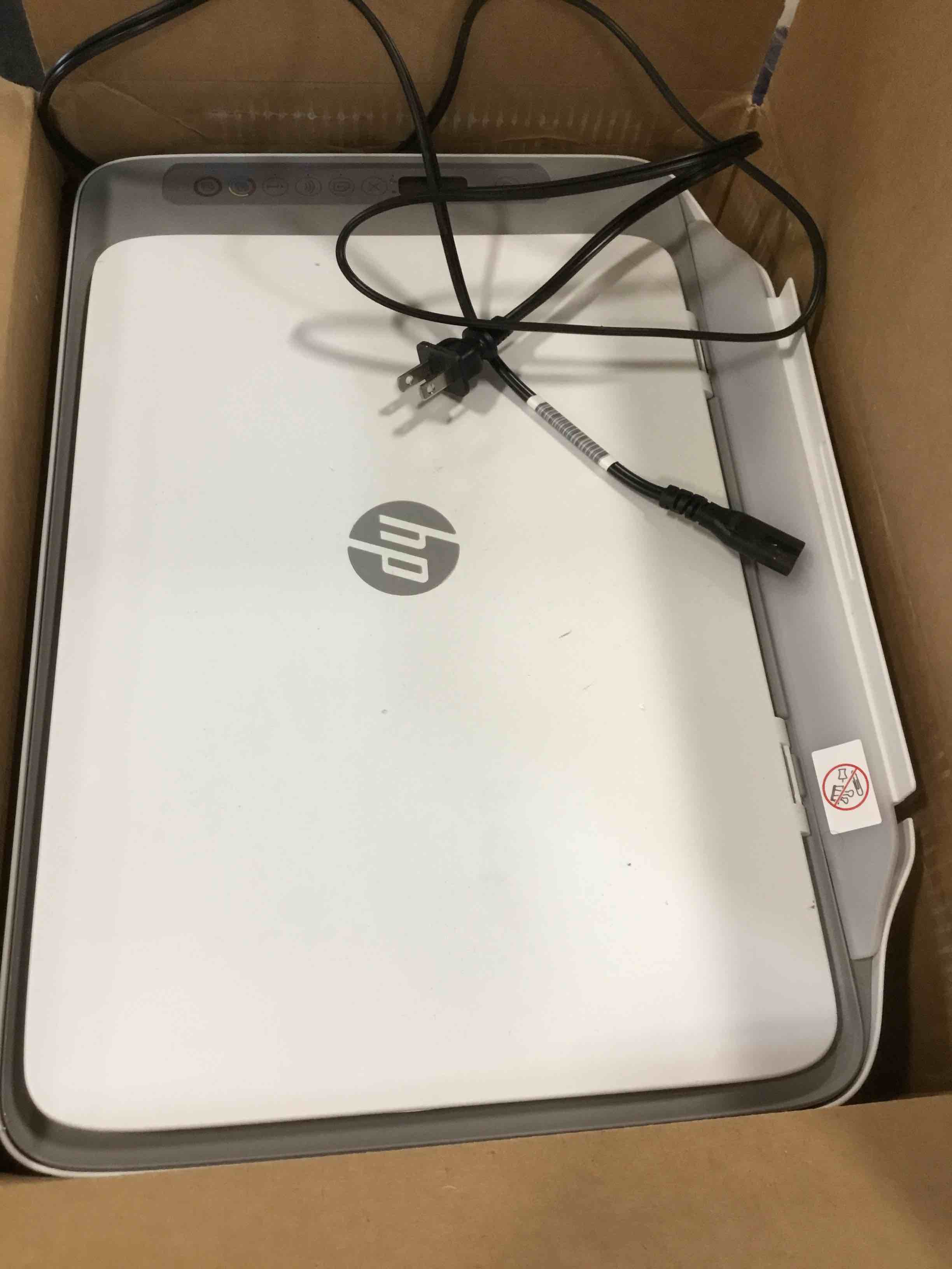 https://s3.amazonaws.com/lotting-images-prod/bidfta/PPE2245014_1737147551632.jpeg