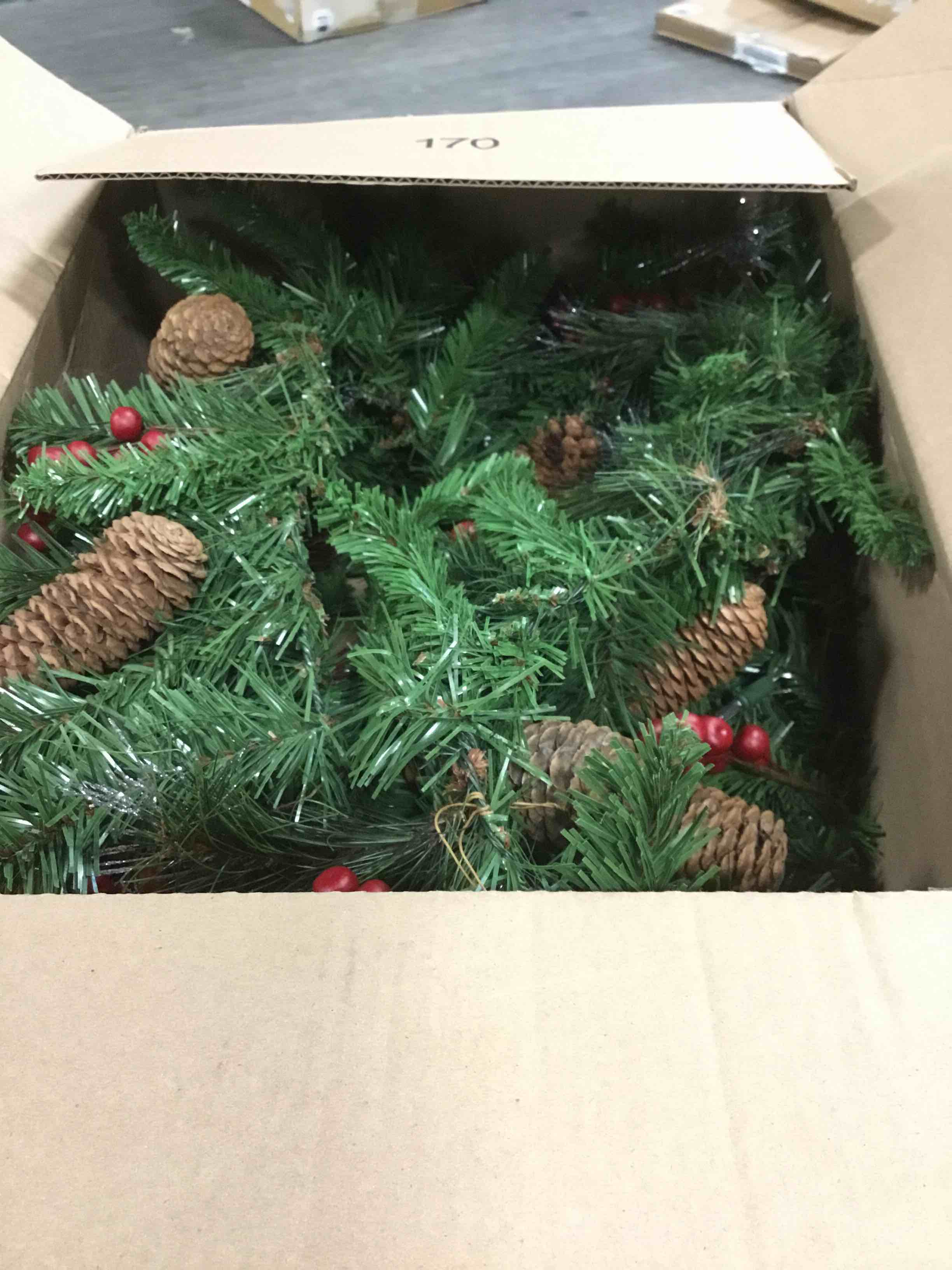 https://s3.amazonaws.com/lotting-images-prod/bidfta/PPE2245680_1737549926150.jpeg