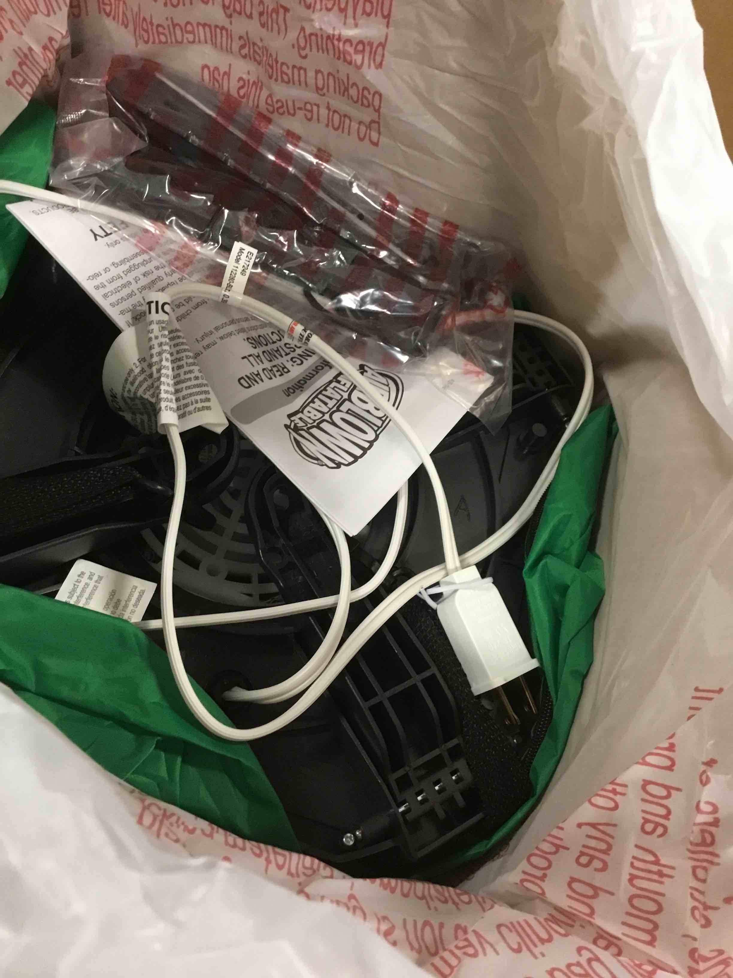 https://s3.amazonaws.com/lotting-images-prod/bidfta/PPE2245712_1737552830535.jpeg