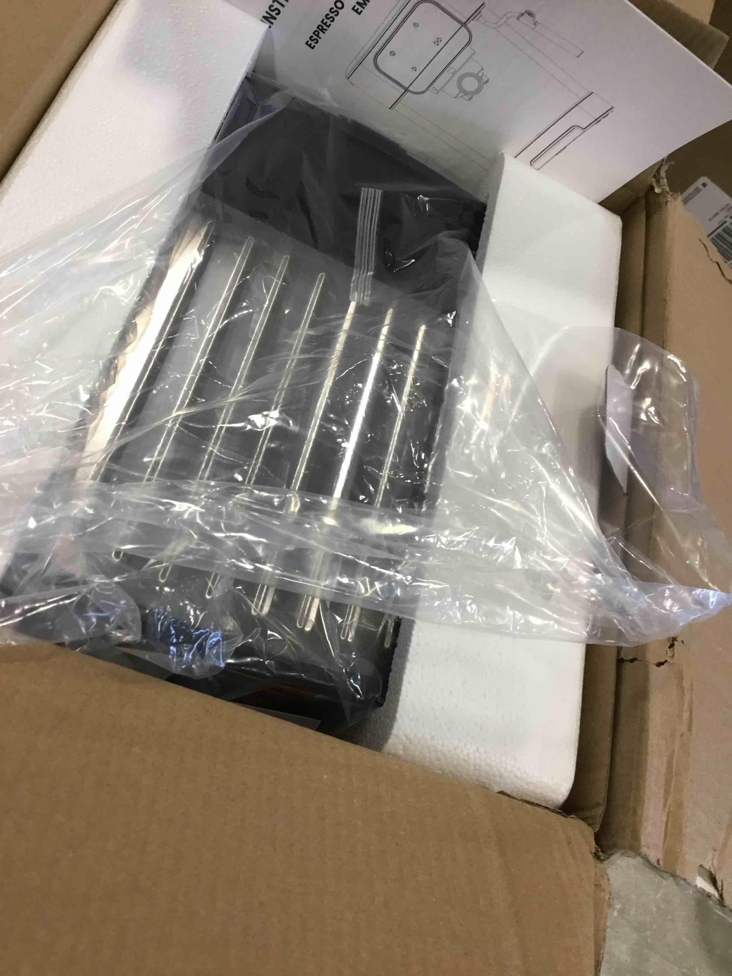 https://s3.amazonaws.com/lotting-images-prod/bidfta/PPE2245903_1737577466196.jpeg