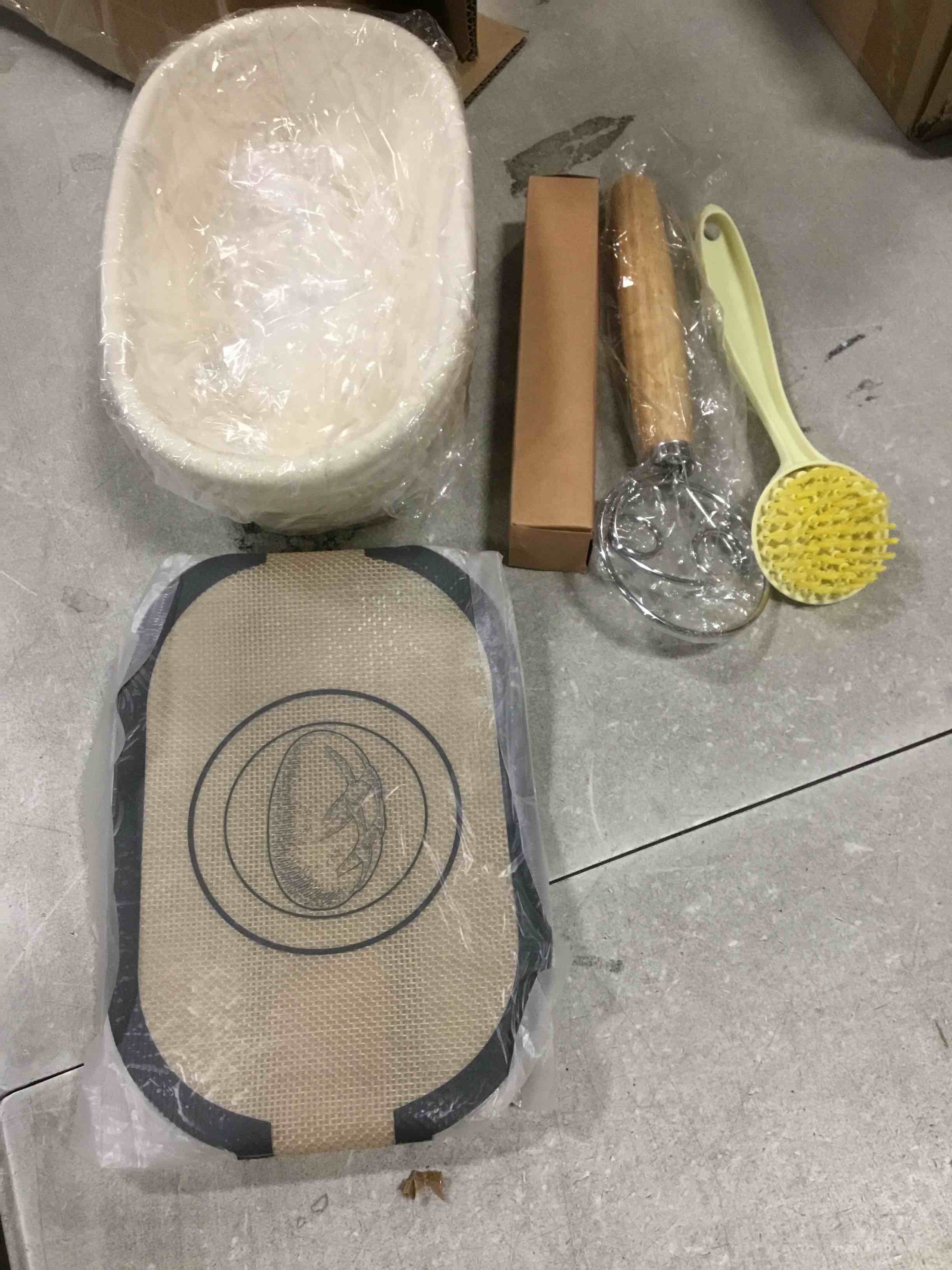 https://s3.amazonaws.com/lotting-images-prod/bidfta/PPE2246107_1737652743530.jpeg