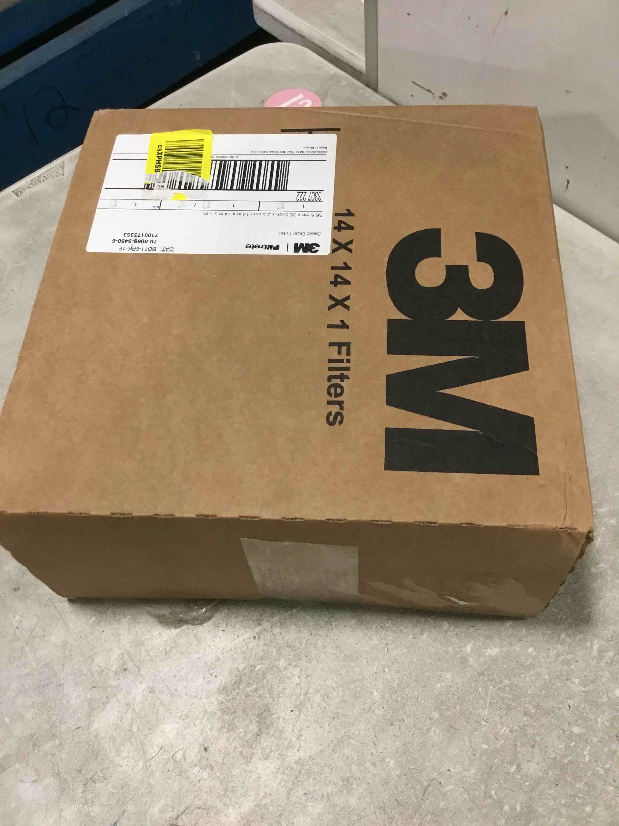 https://s3.amazonaws.com/lotting-images-prod/bidfta/PPE2246251_1737723539440.jpeg
