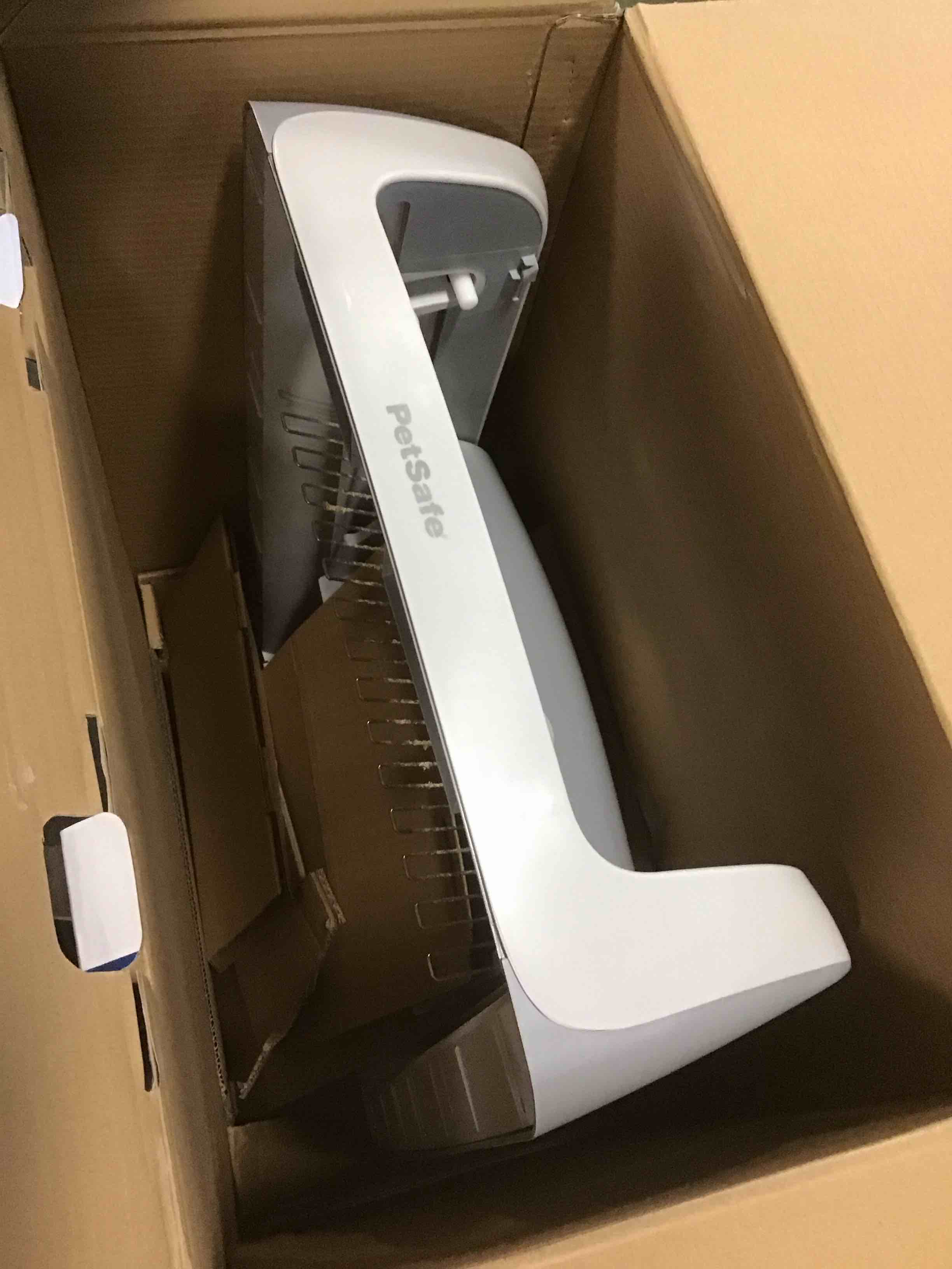 https://s3.amazonaws.com/lotting-images-prod/bidfta/PPE2246498_1737747908139.jpeg