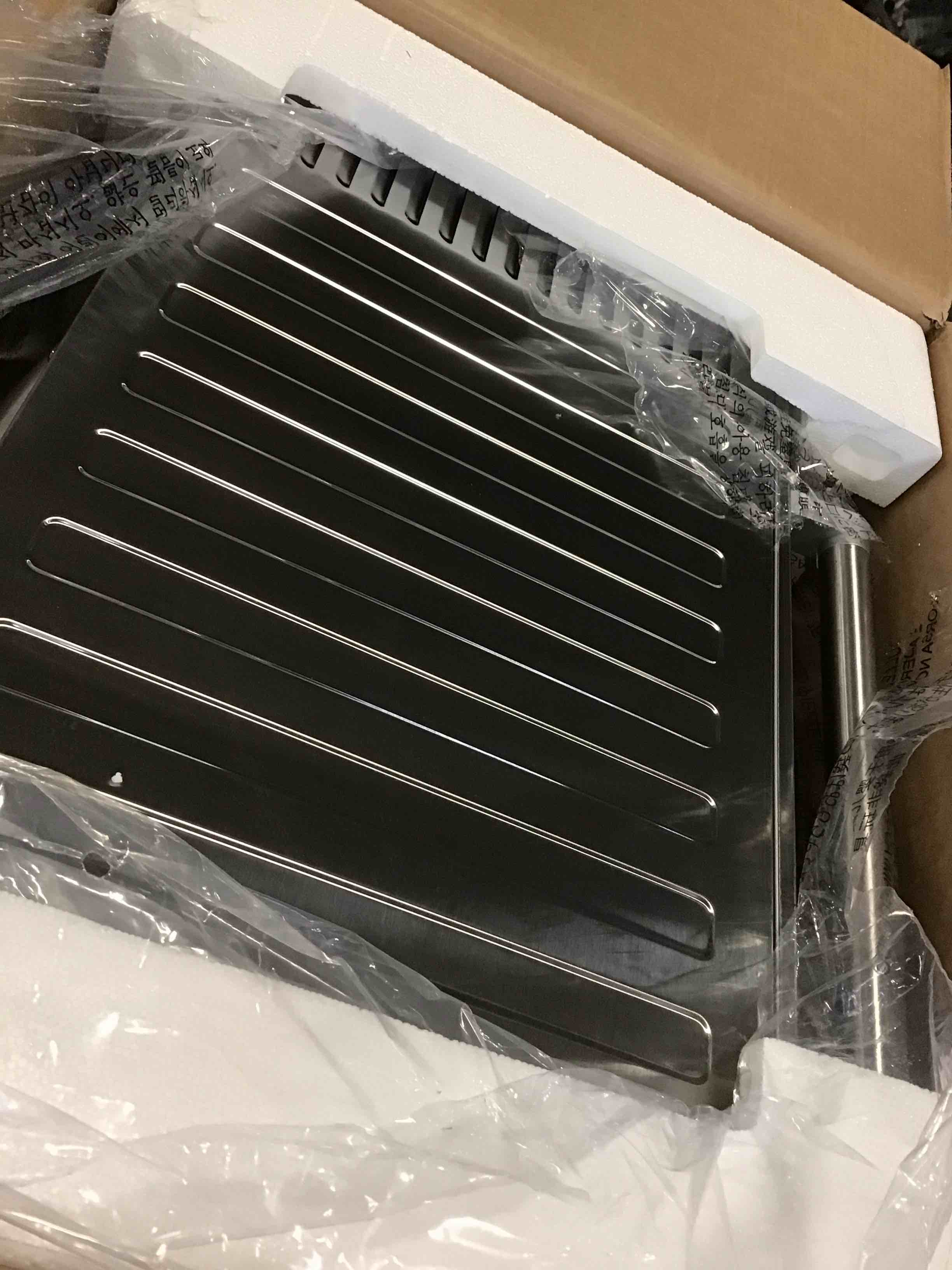 https://s3.amazonaws.com/lotting-images-prod/bidfta/PPE2246503_1737748499530.jpeg