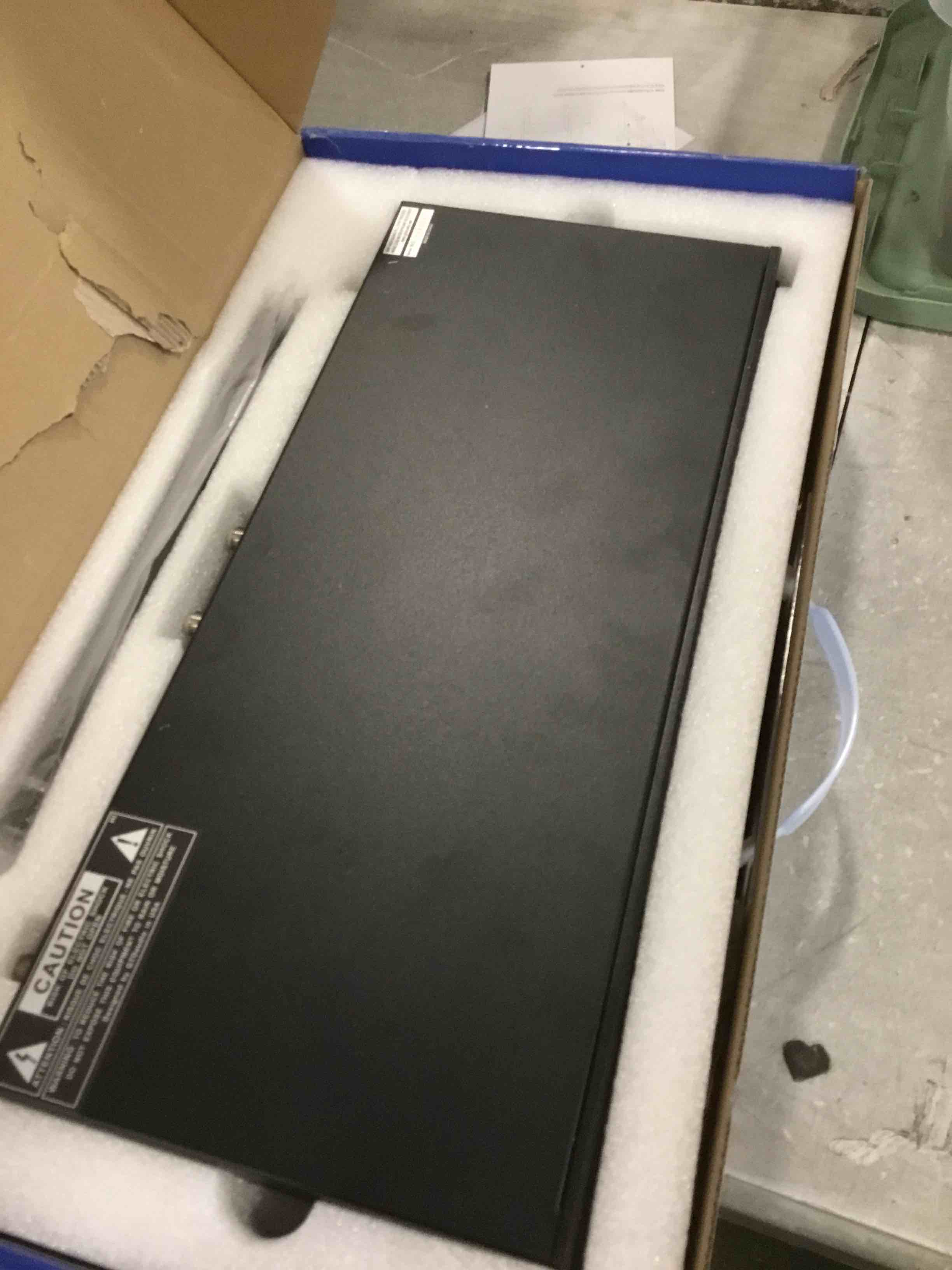 https://s3.amazonaws.com/lotting-images-prod/bidfta/PPE2246840_1738071813181.jpeg