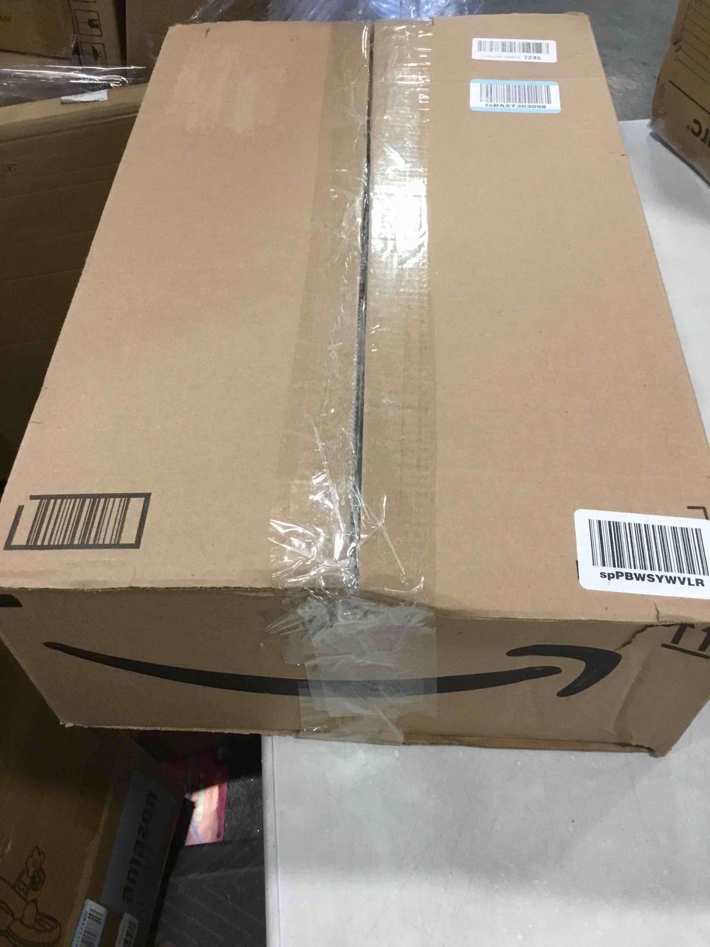 https://s3.amazonaws.com/lotting-images-prod/bidfta/PPE2247169_1738164393958.jpeg