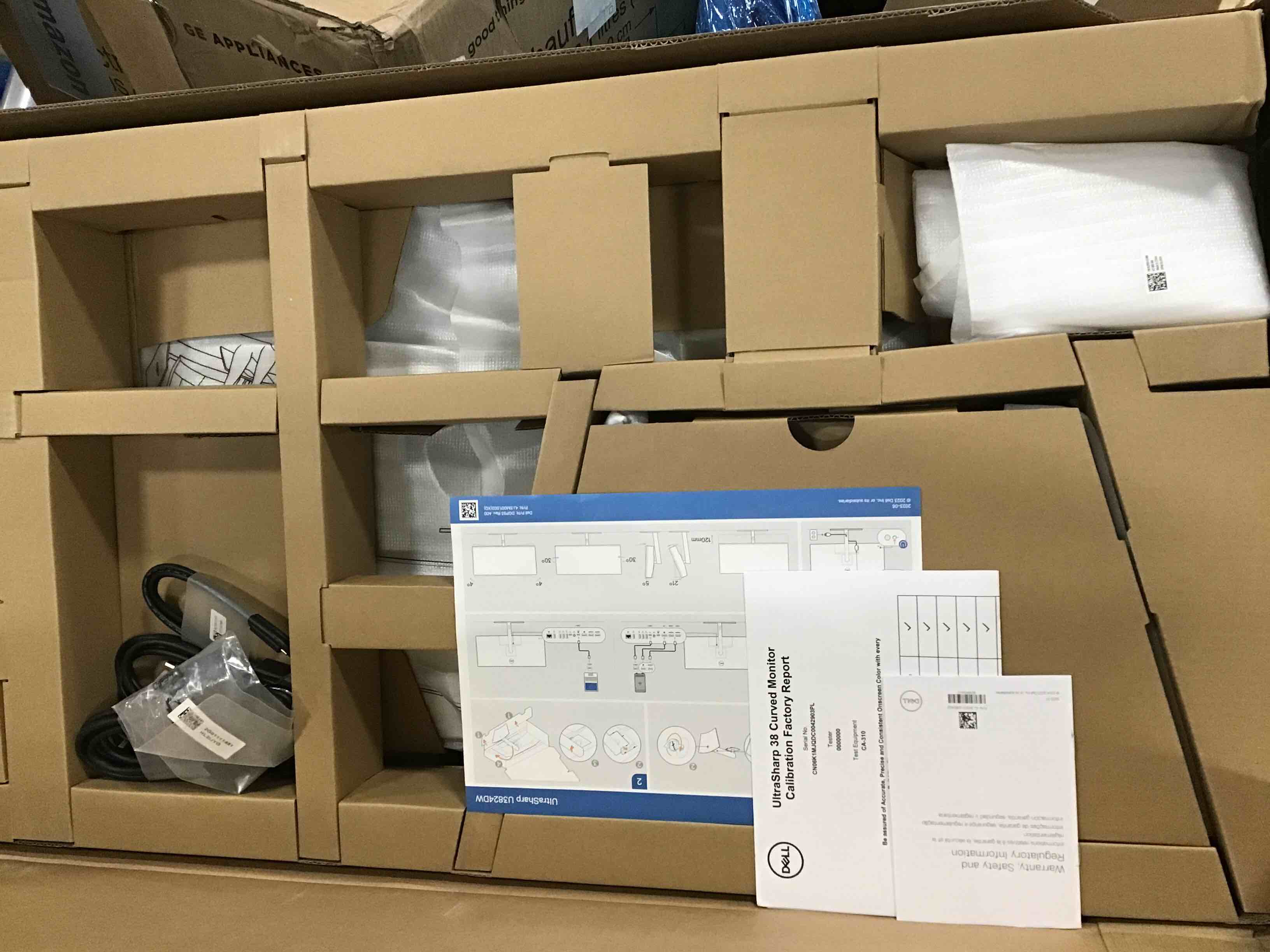 https://s3.amazonaws.com/lotting-images-prod/bidfta/PPE2254044_1744038161721.jpeg