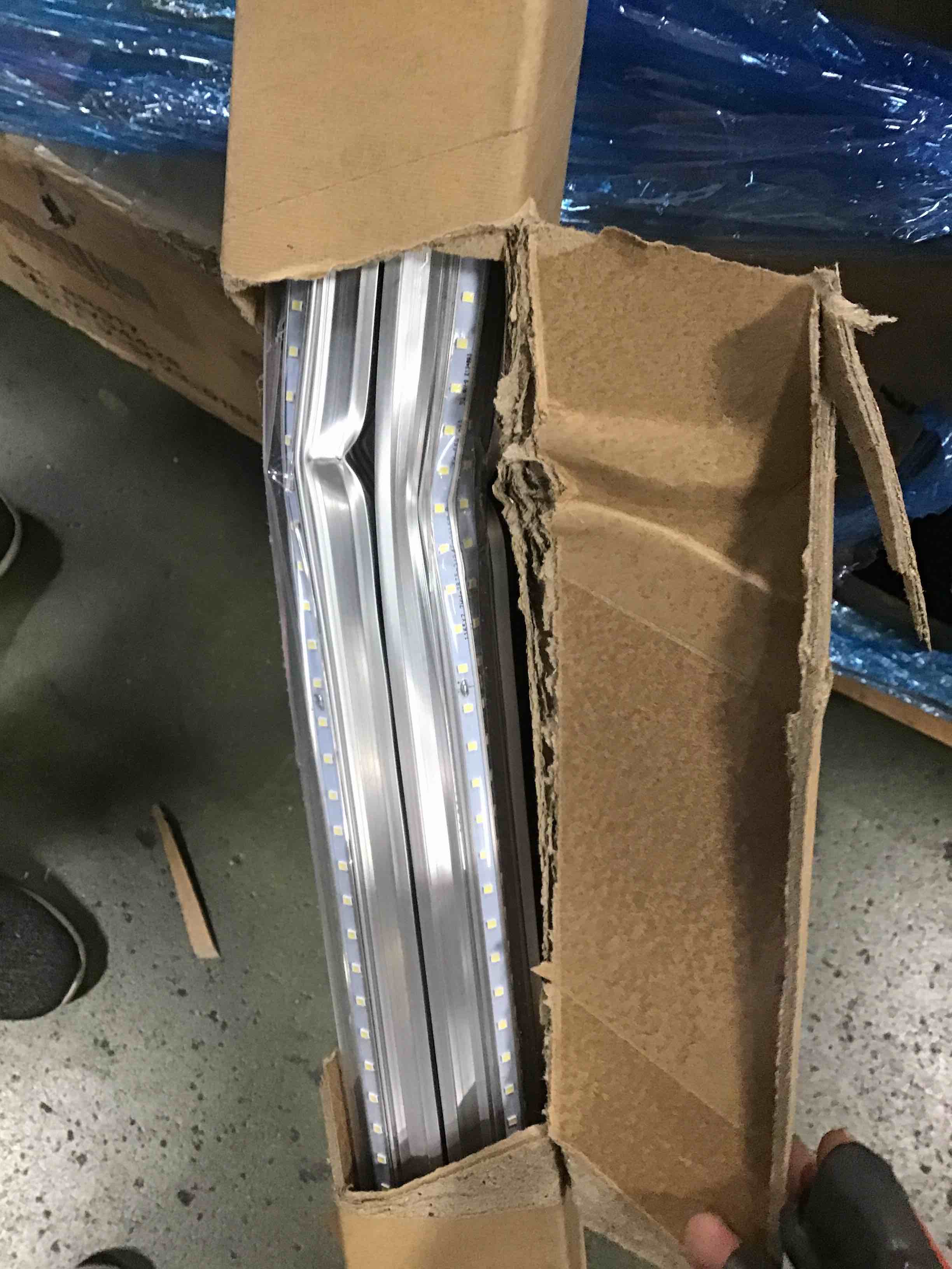 https://s3.amazonaws.com/lotting-images-prod/bidfta/PPE2254555_1744386499273.jpeg