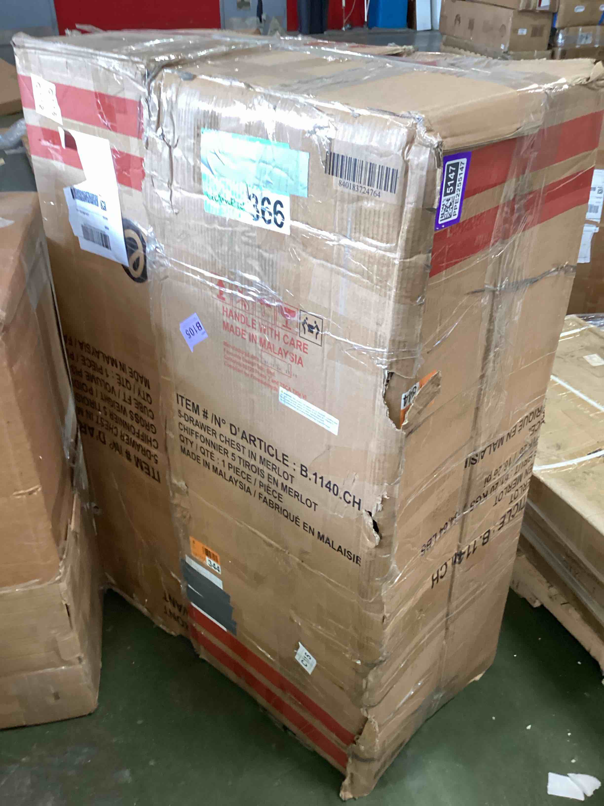 https://s3.amazonaws.com/lotting-images-prod/bidfta/PPE2255147_1749040903428.jpeg