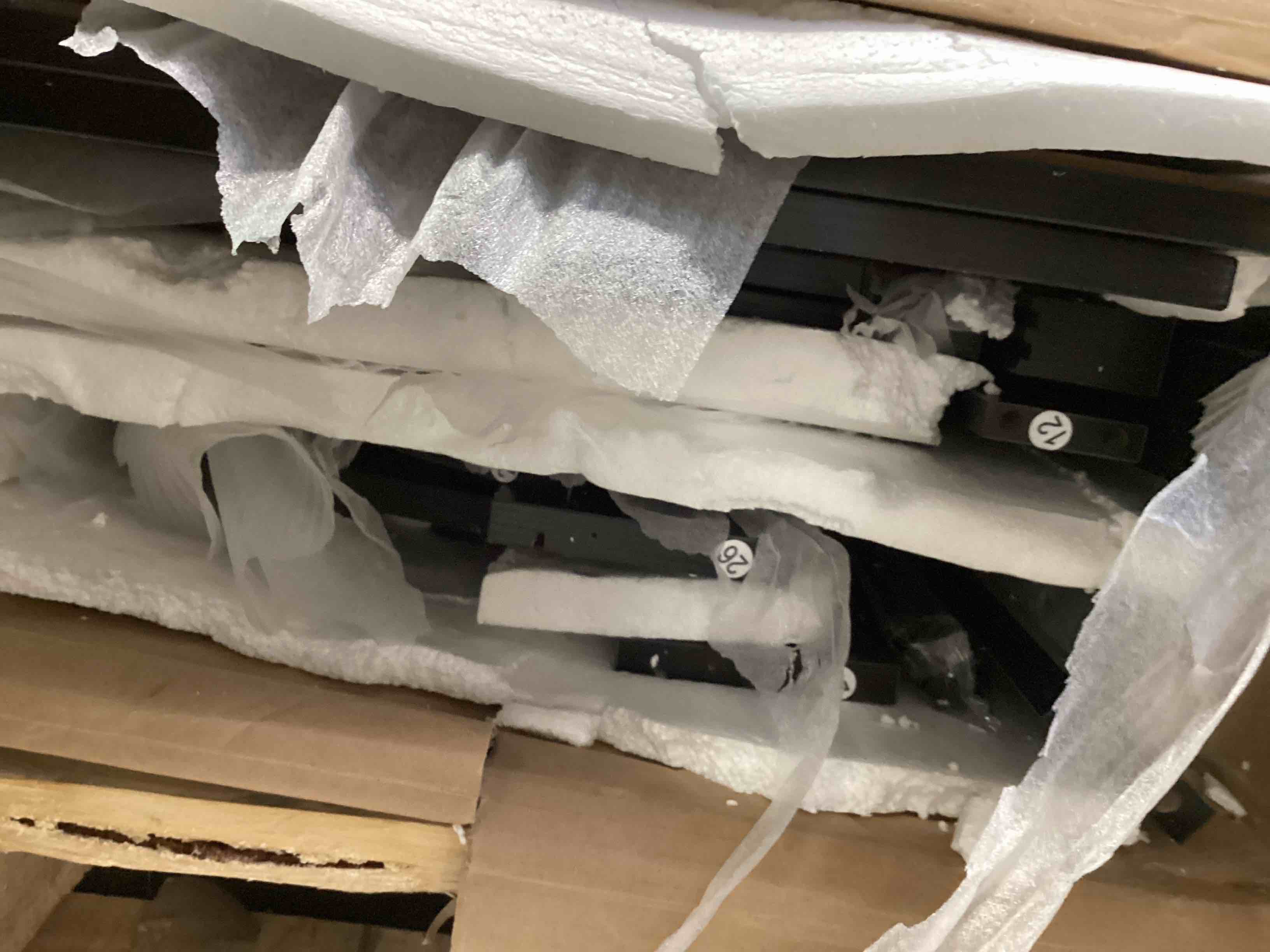 https://s3.amazonaws.com/lotting-images-prod/bidfta/PPE2255149_1749041180351.jpeg