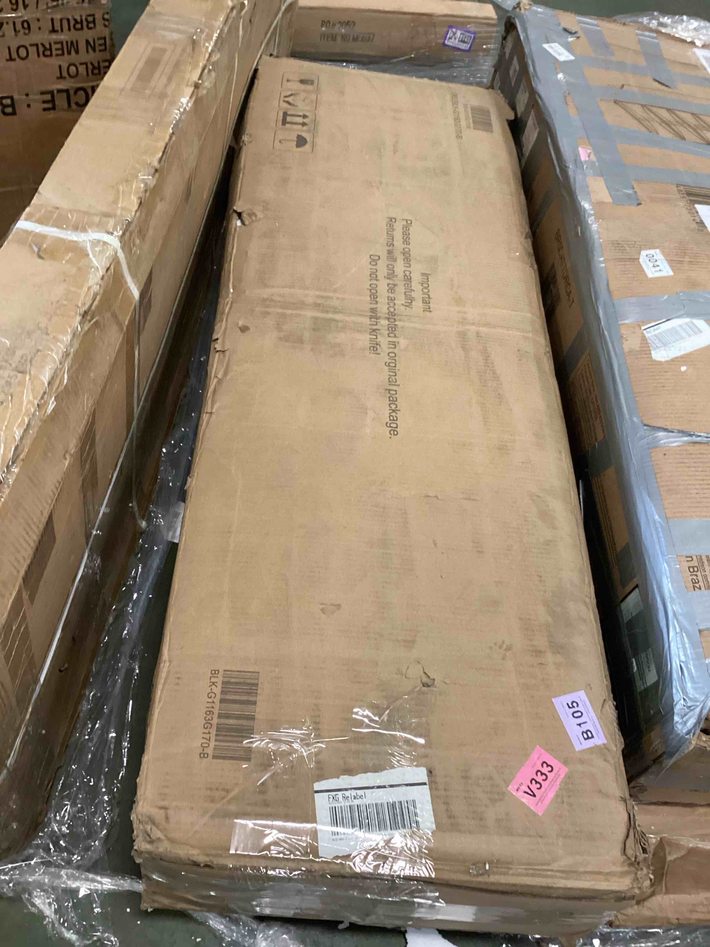 https://s3.amazonaws.com/lotting-images-prod/bidfta/PPE2255149_1749041229547.jpeg