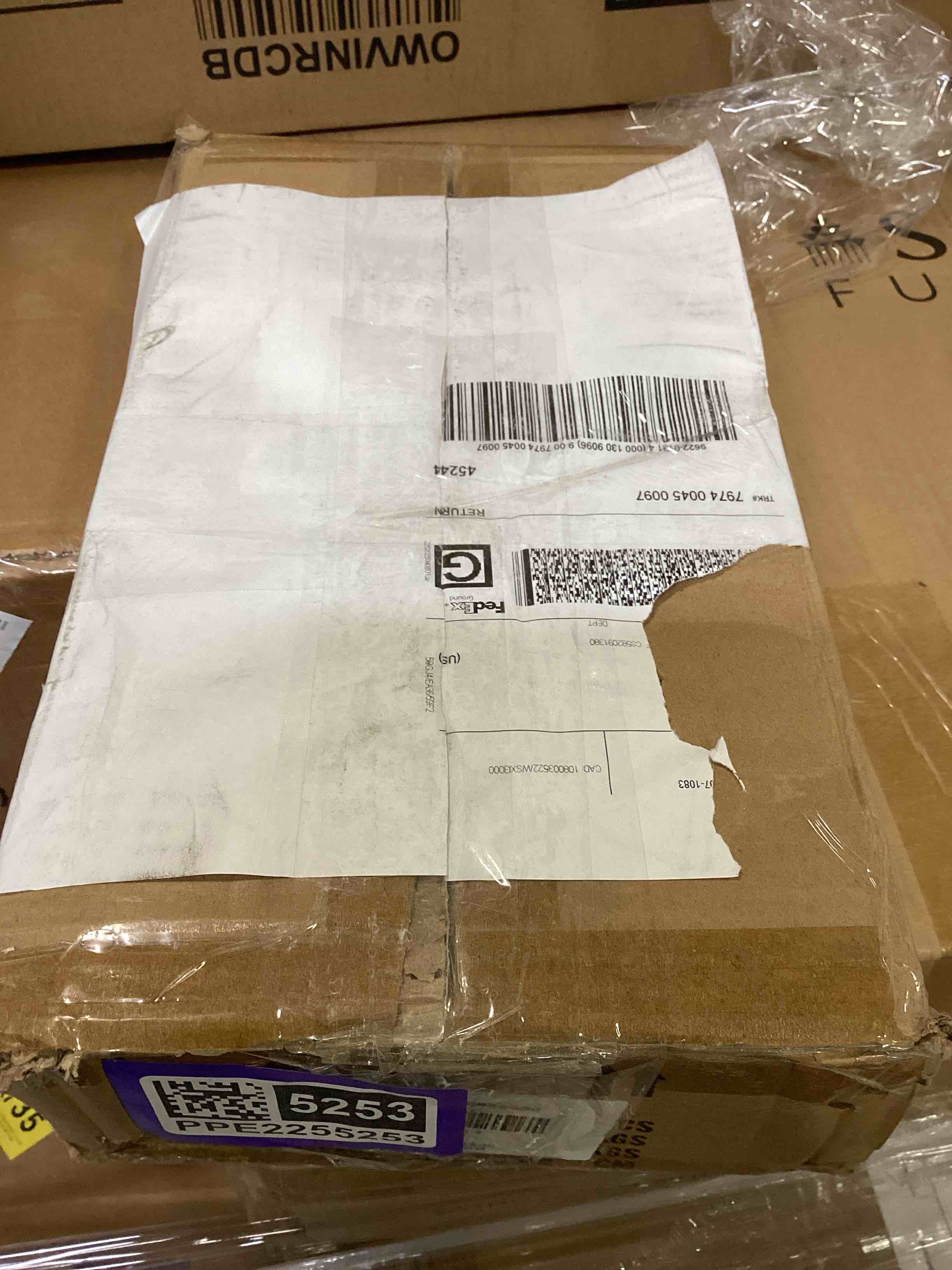 https://s3.amazonaws.com/lotting-images-prod/bidfta/PPE2255253_1749066199891.jpeg