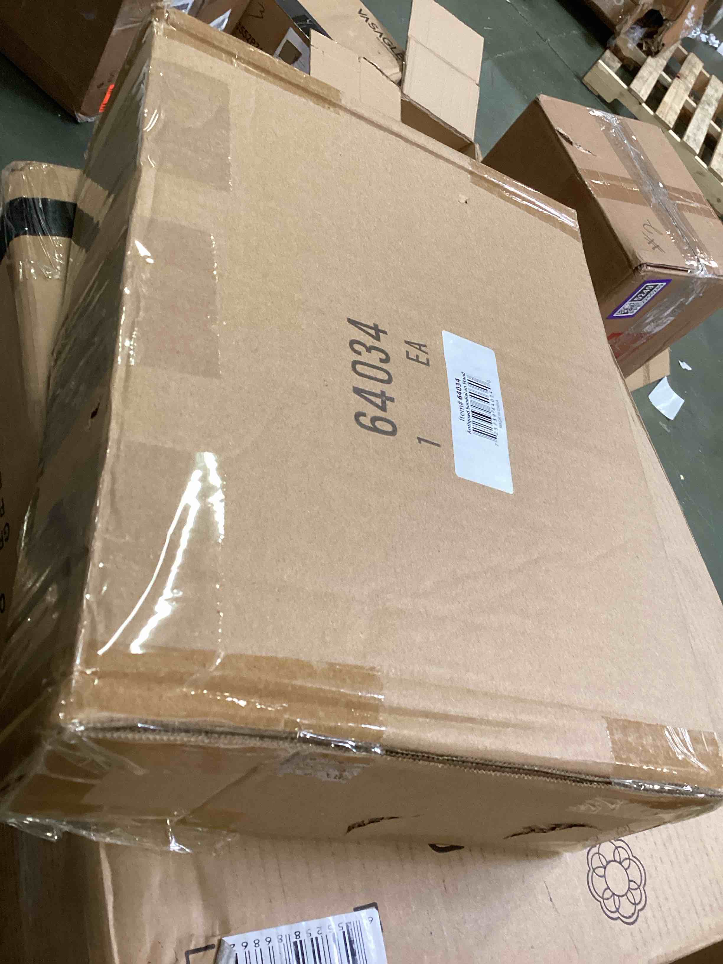 https://s3.amazonaws.com/lotting-images-prod/bidfta/PPE2255258_1749066943085.jpeg