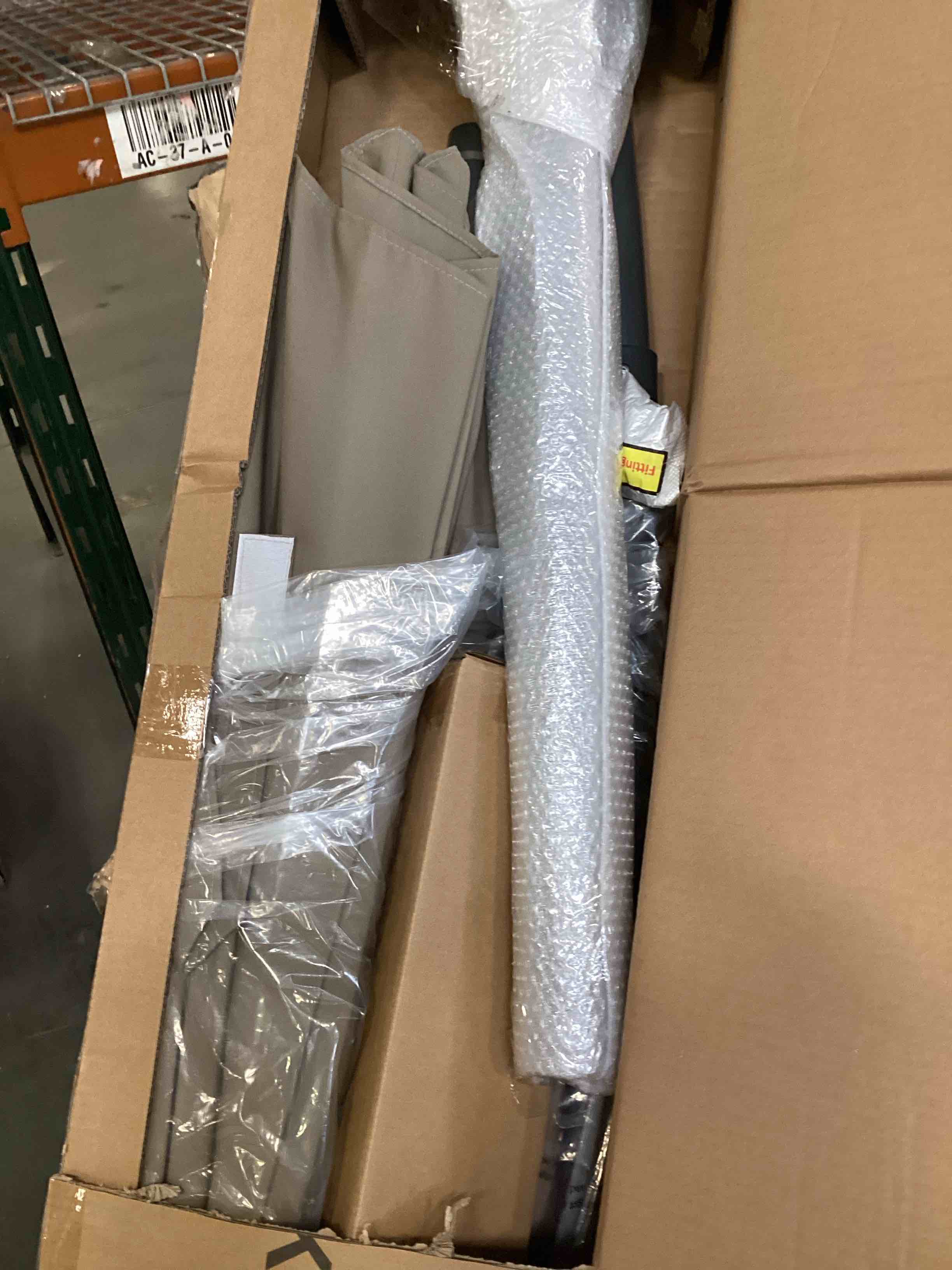 https://s3.amazonaws.com/lotting-images-prod/bidfta/PPE2255723_1749667459354.jpeg