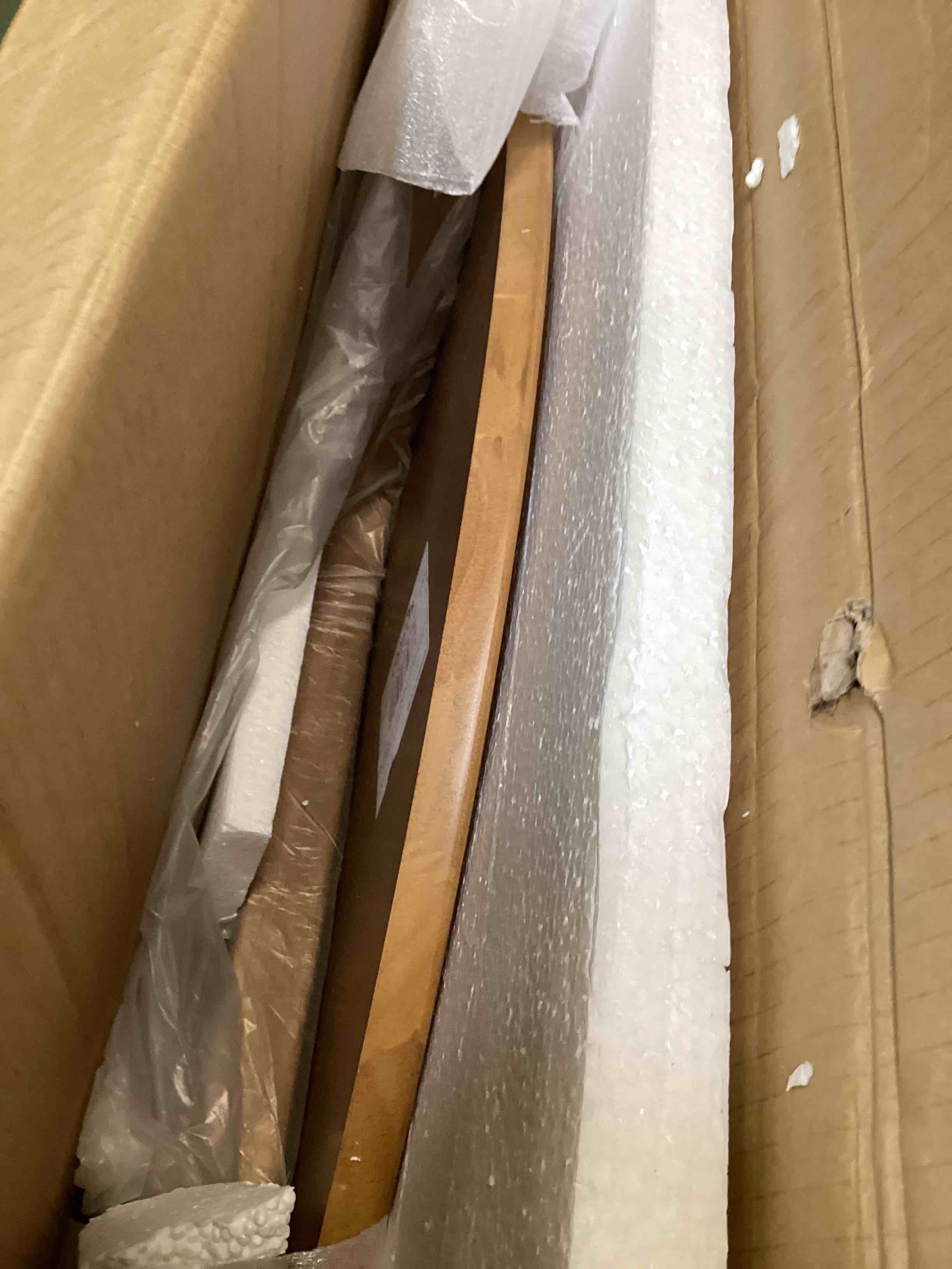 https://s3.amazonaws.com/lotting-images-prod/bidfta/PPE2255812_1749743494826.jpeg