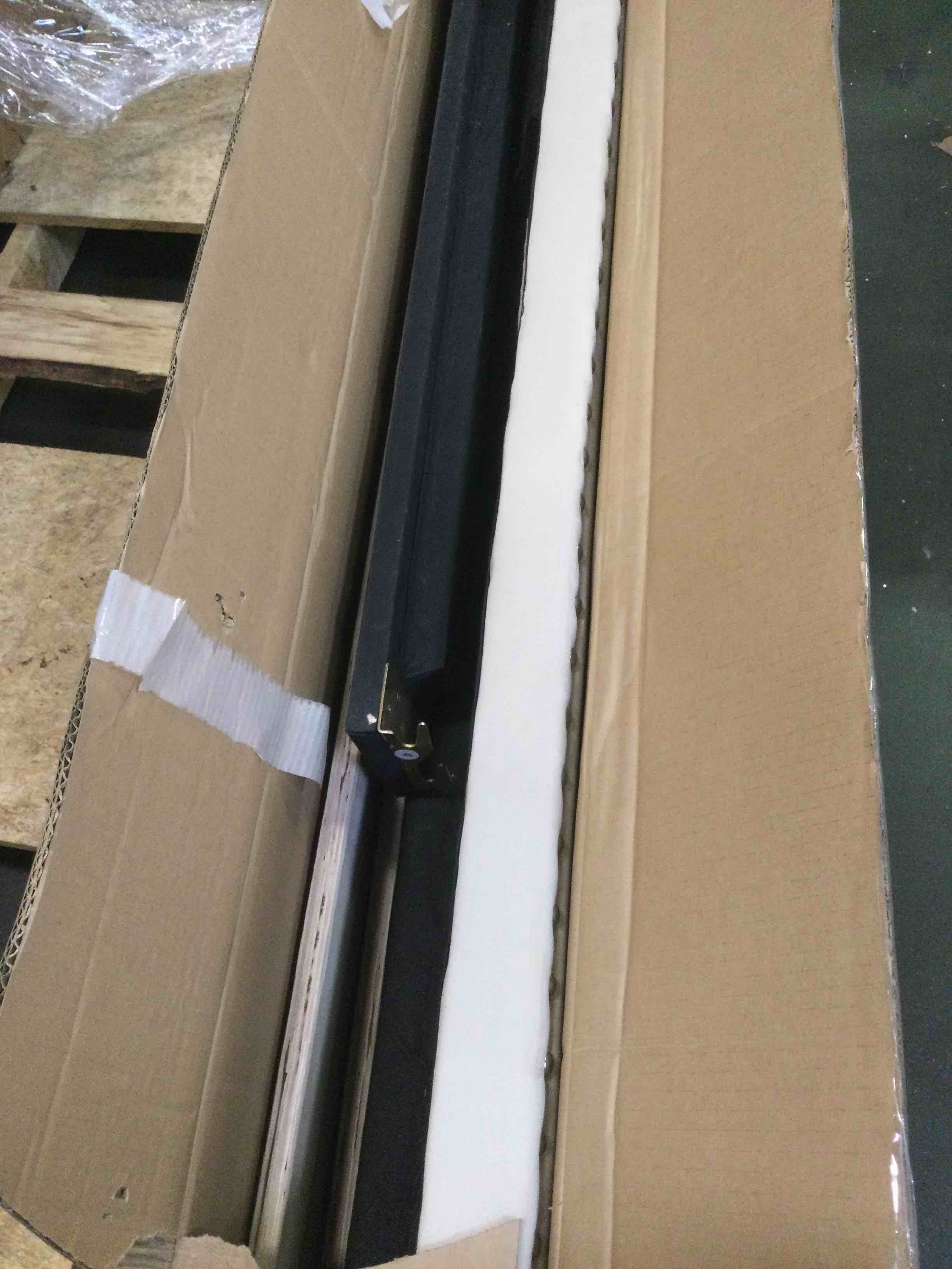 https://s3.amazonaws.com/lotting-images-prod/bidfta/PPE2256355_1750175422477.jpeg