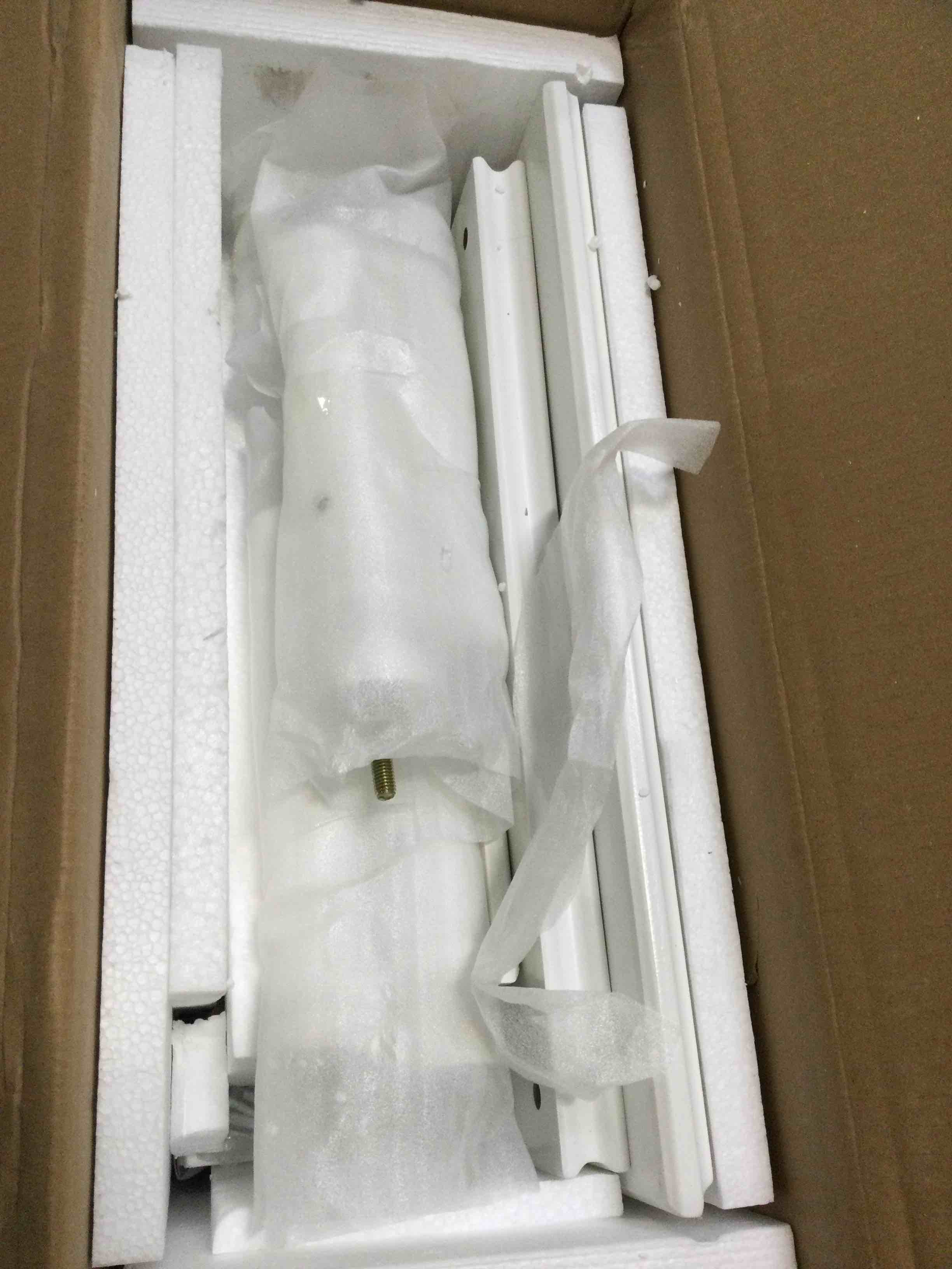 https://s3.amazonaws.com/lotting-images-prod/bidfta/PPE2256701_1750506375077.jpeg