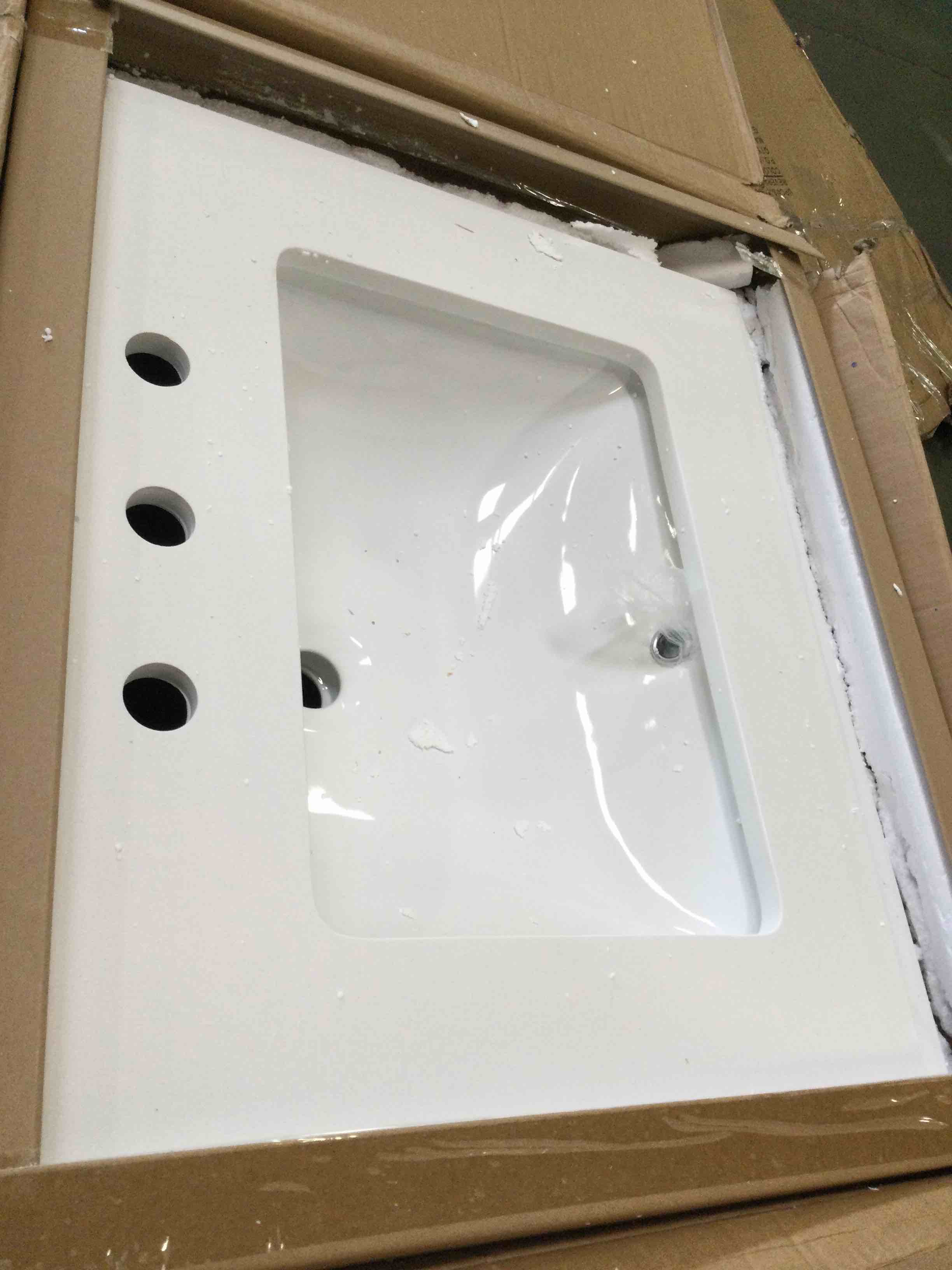 https://s3.amazonaws.com/lotting-images-prod/bidfta/PPE2256718_1750509074045.jpeg