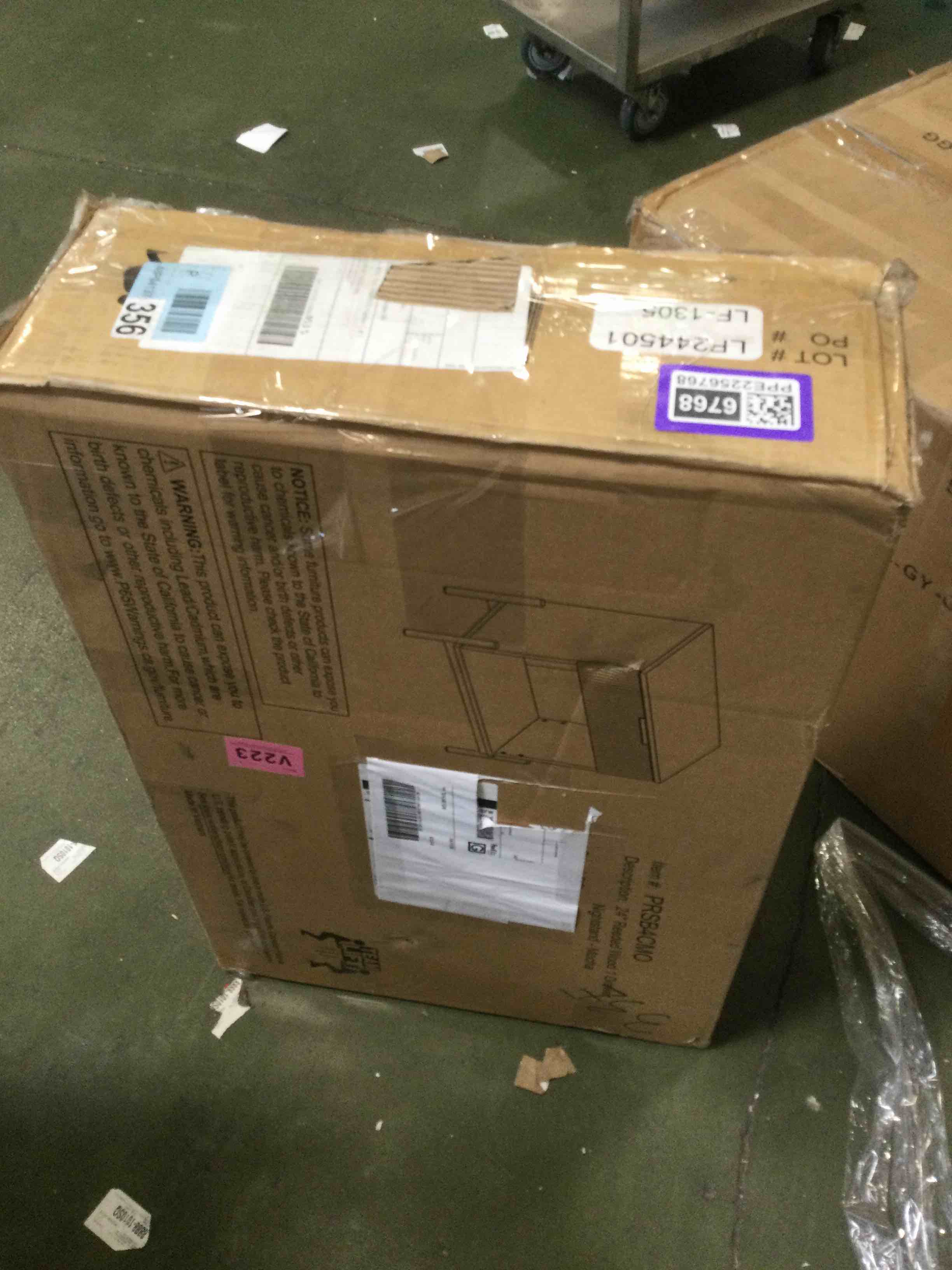 https://s3.amazonaws.com/lotting-images-prod/bidfta/PPE2256768_1750519364526.jpeg