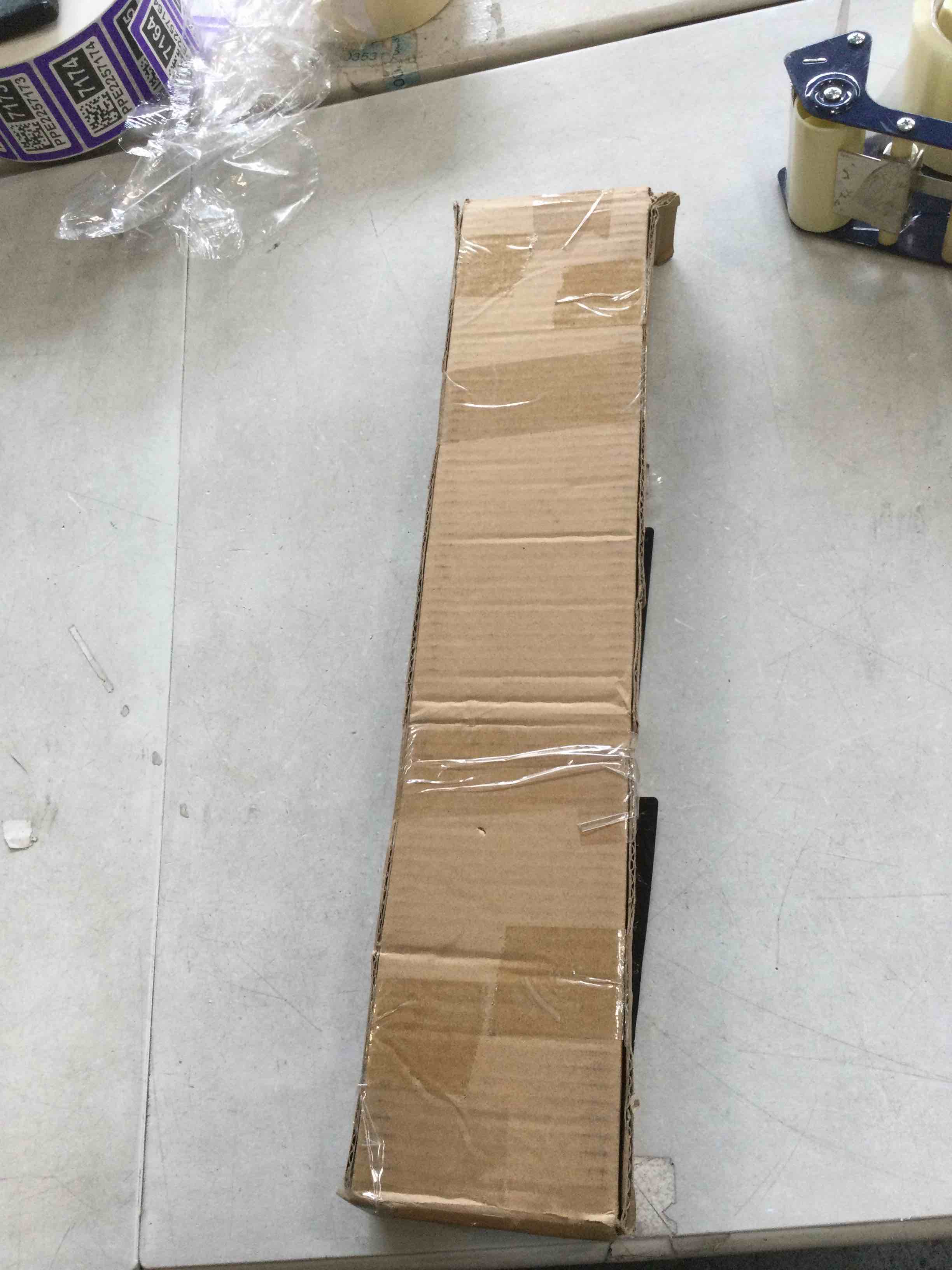 https://s3.amazonaws.com/lotting-images-prod/bidfta/PPE2257144_1743614368512.jpeg
