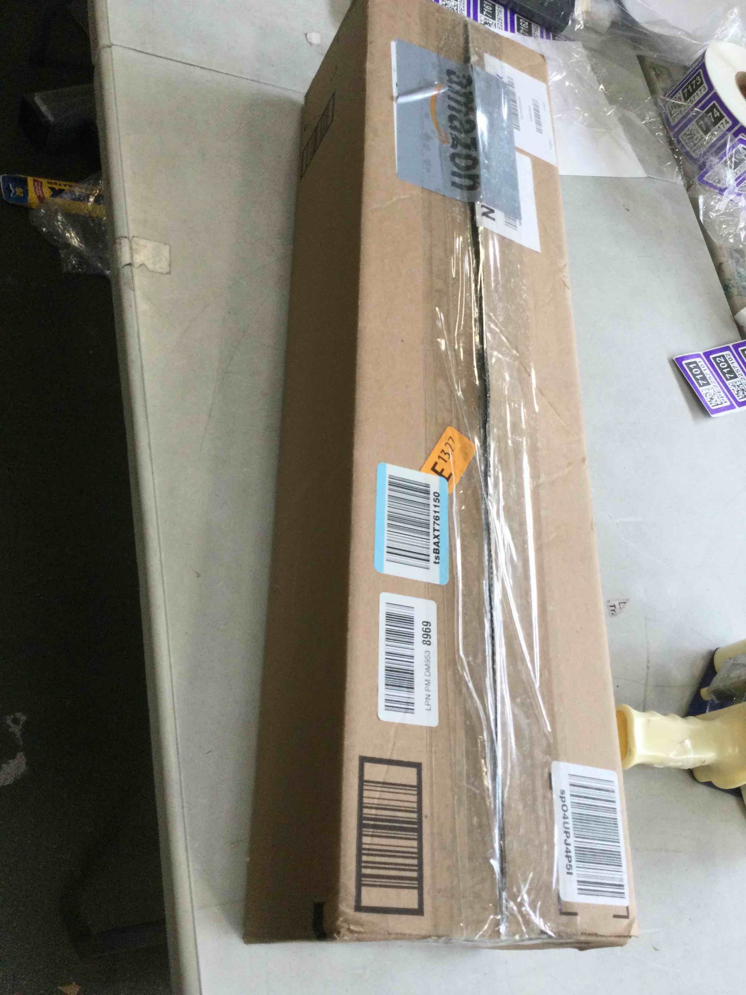 https://s3.amazonaws.com/lotting-images-prod/bidfta/PPE2257158_1743616161937.jpeg