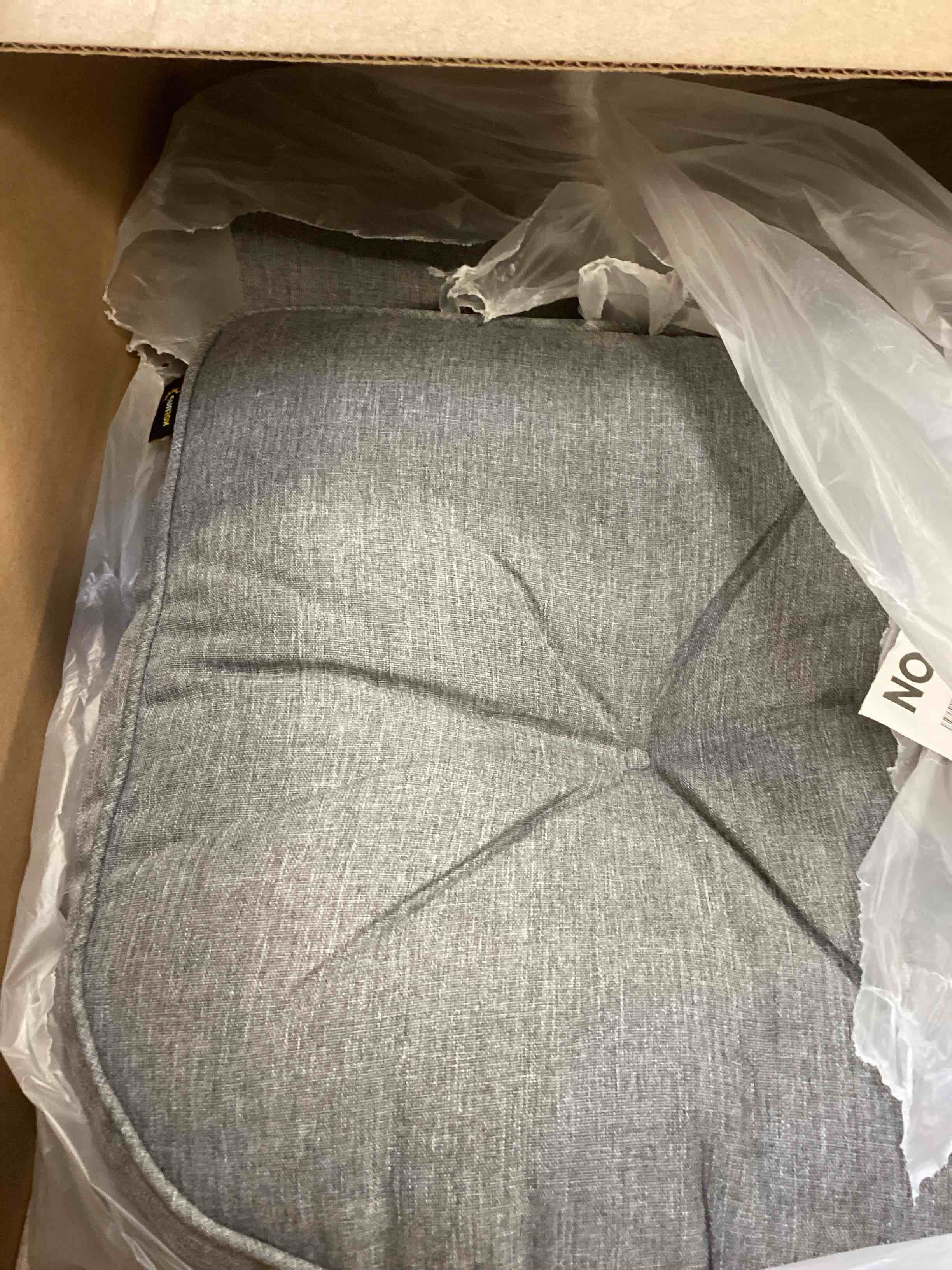 https://s3.amazonaws.com/lotting-images-prod/bidfta/PPE2257557_1743694465672.jpeg