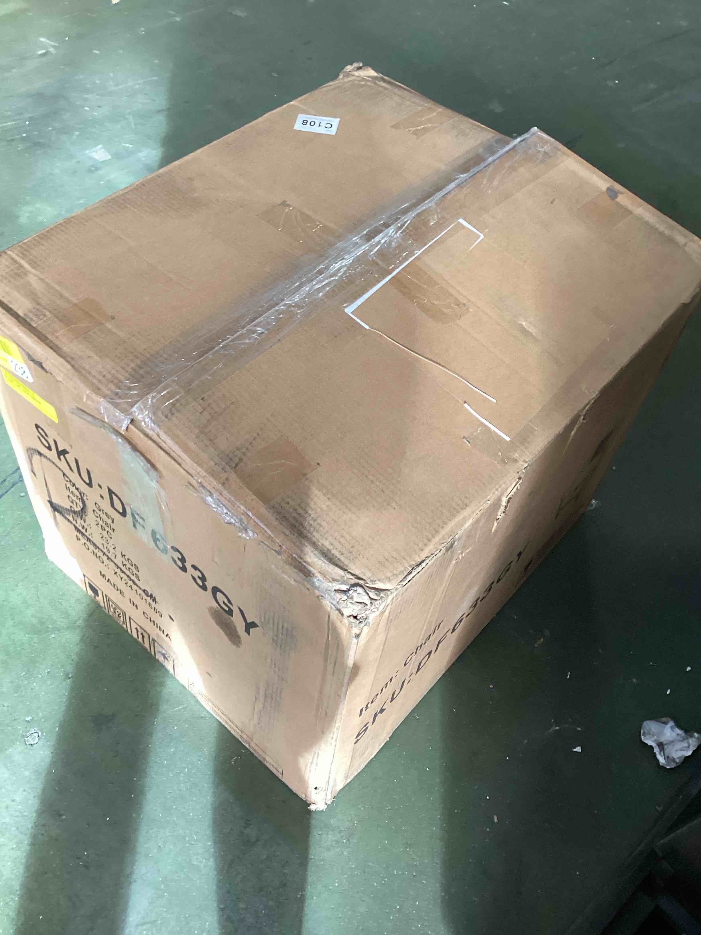 https://s3.amazonaws.com/lotting-images-prod/bidfta/PPE2258596_1744205174149.jpeg