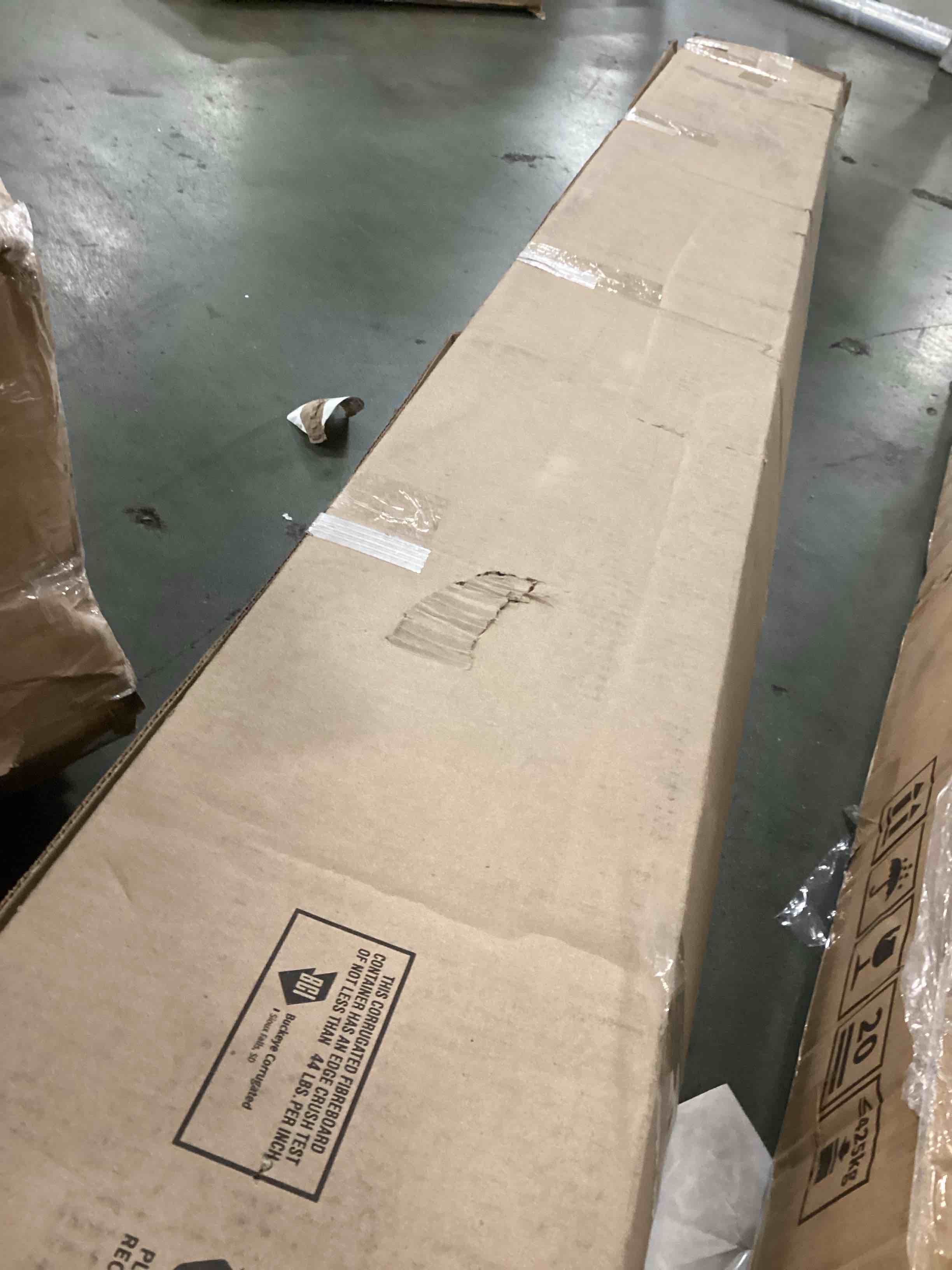 https://s3.amazonaws.com/lotting-images-prod/bidfta/PPE2261502_1745842686820.jpeg