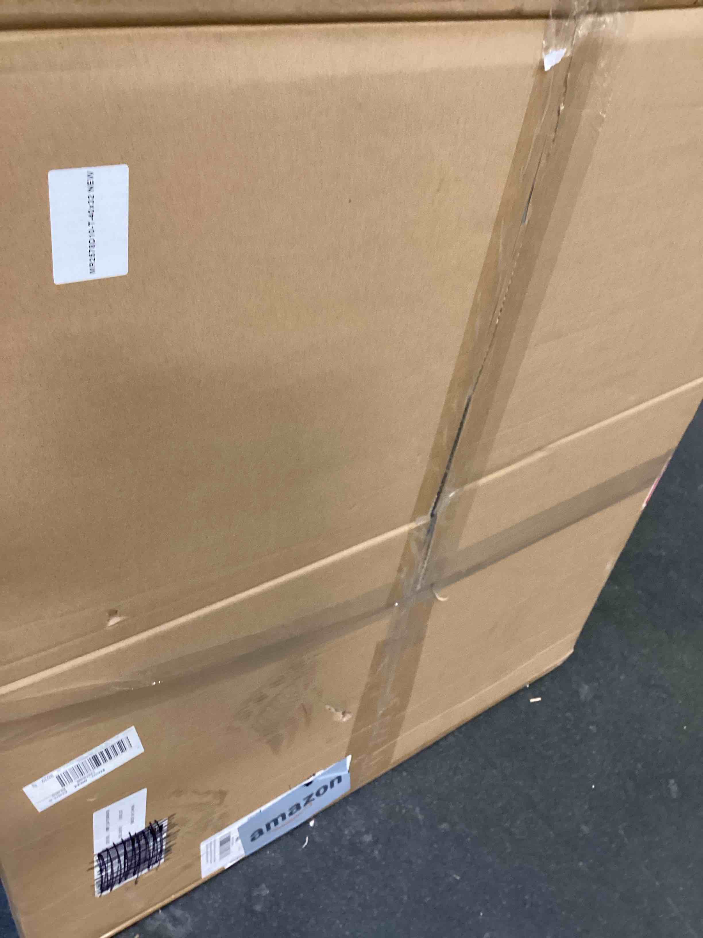 https://s3.amazonaws.com/lotting-images-prod/bidfta/PPE2261797_1745952741314.jpeg