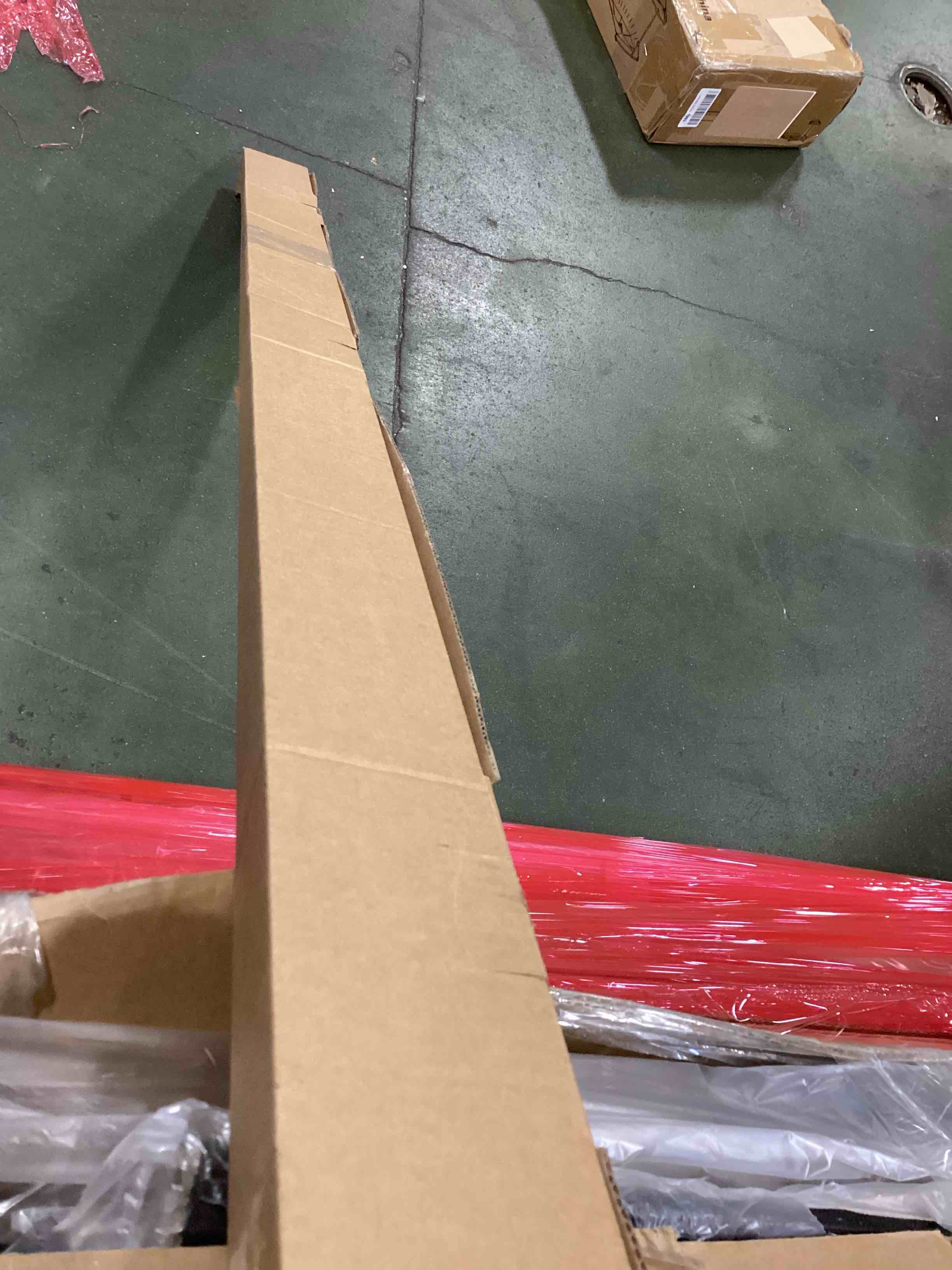 https://s3.amazonaws.com/lotting-images-prod/bidfta/PPE2262196_1746534342091.jpeg