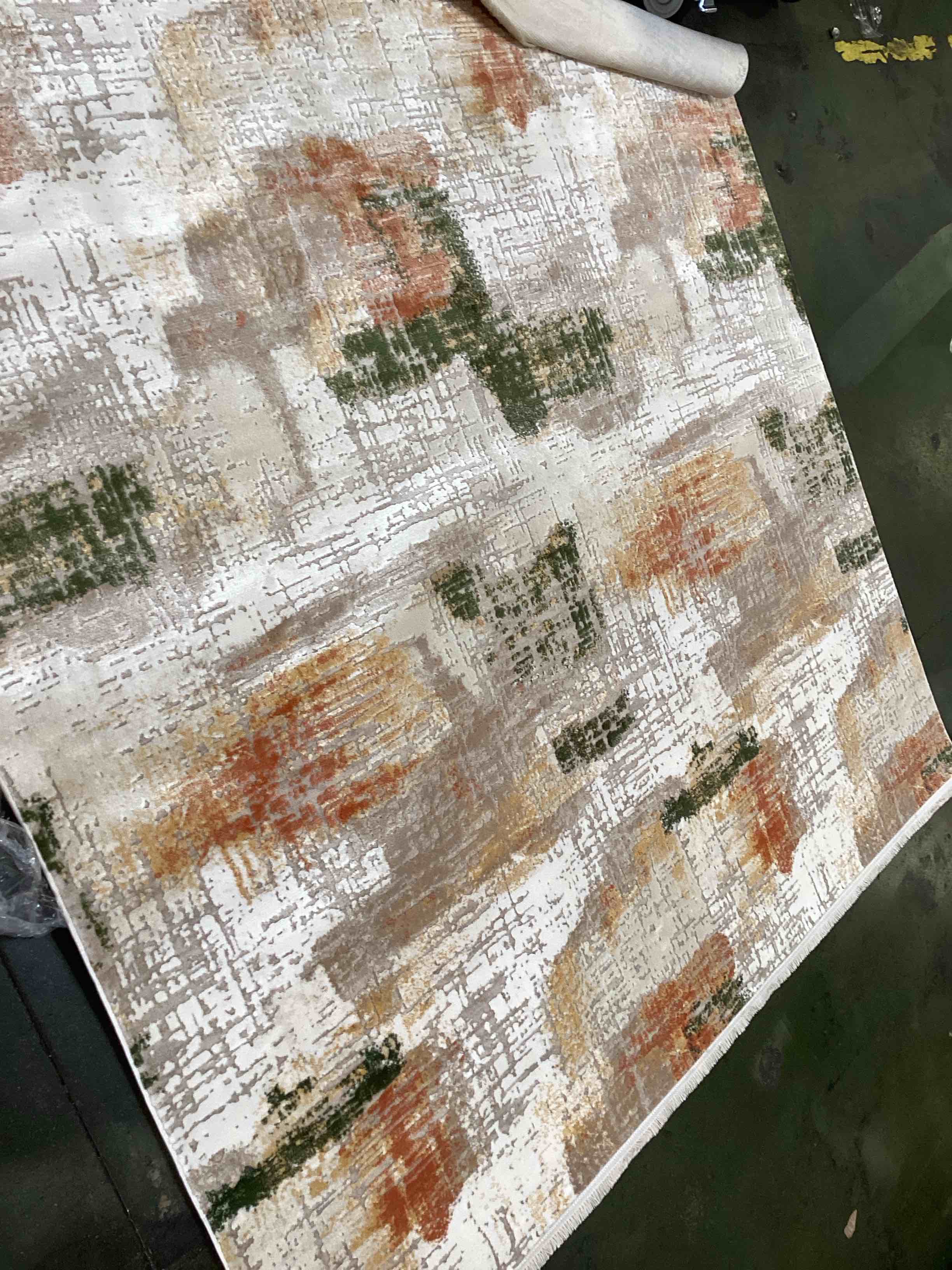 Clotis Abstract Gray/White/Brown Area Rug 6 7’6 x 6 7’9 ft