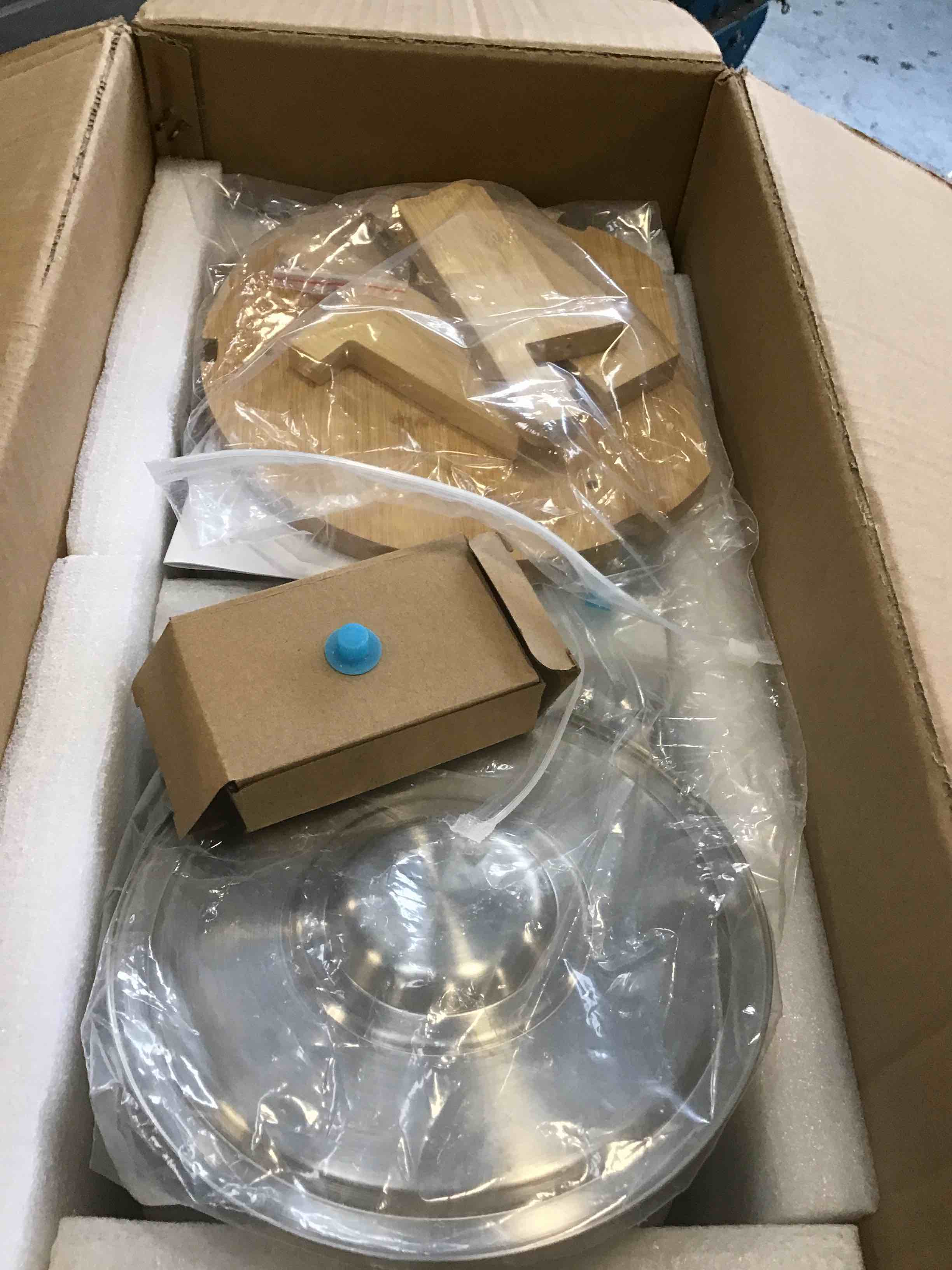 https://s3.amazonaws.com/lotting-images-prod/bidfta/PPE2263023_1743695264682.jpeg