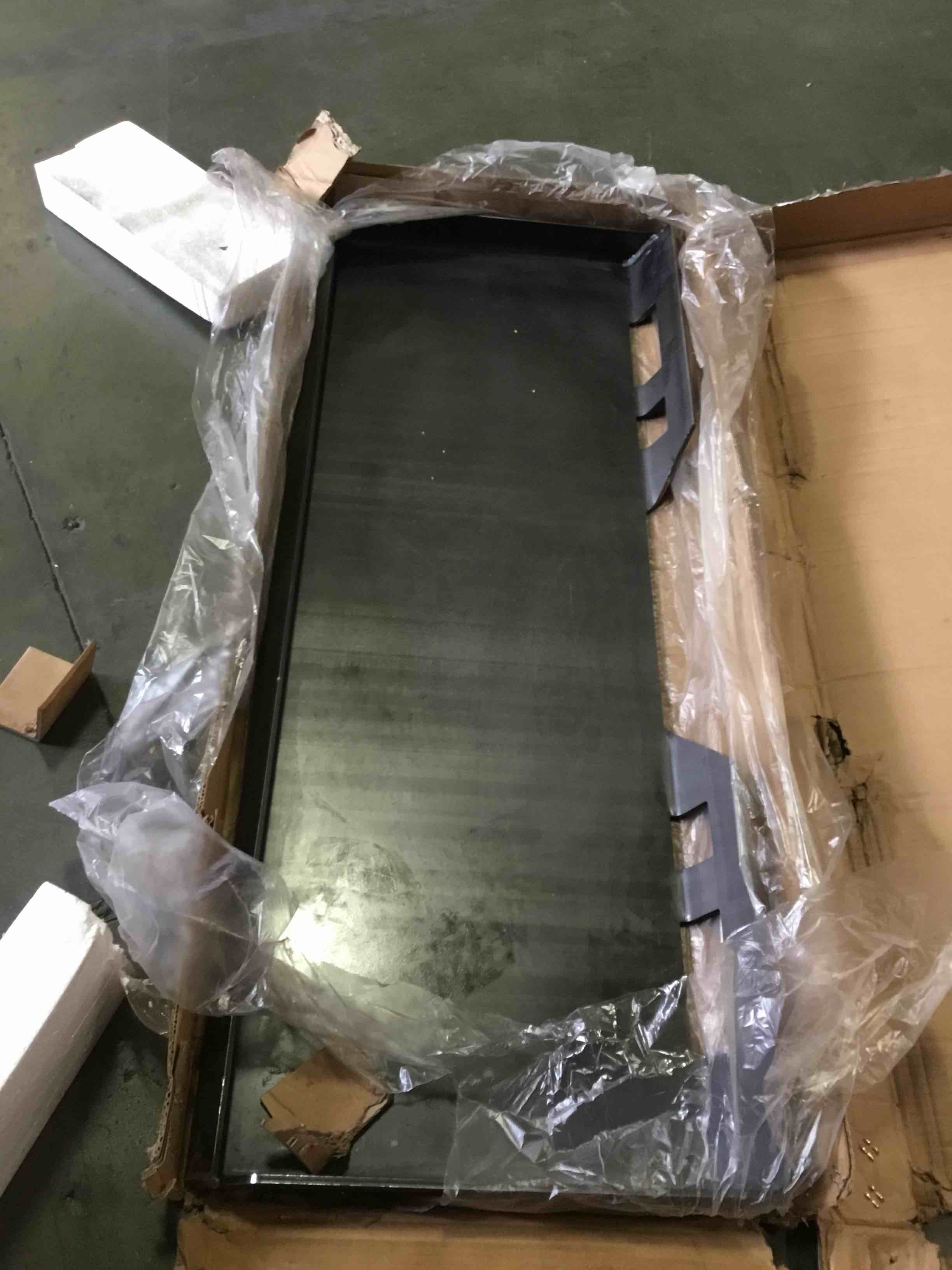 https://s3.amazonaws.com/lotting-images-prod/bidfta/PPE2263625_1744219440571.jpeg