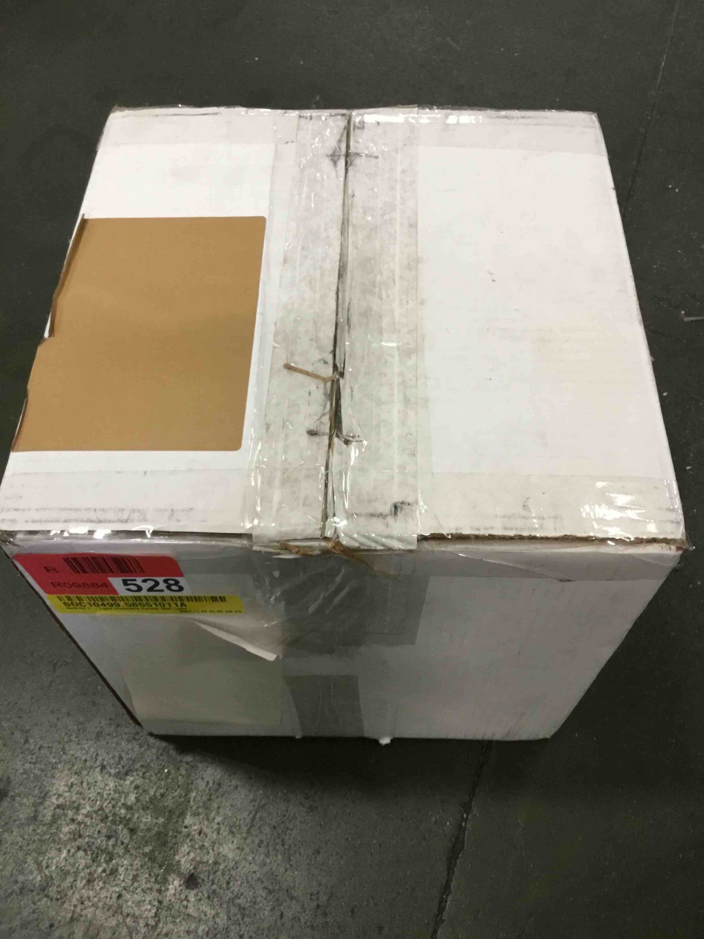 https://s3.amazonaws.com/lotting-images-prod/bidfta/PPE2264928_1746199420181.jpeg