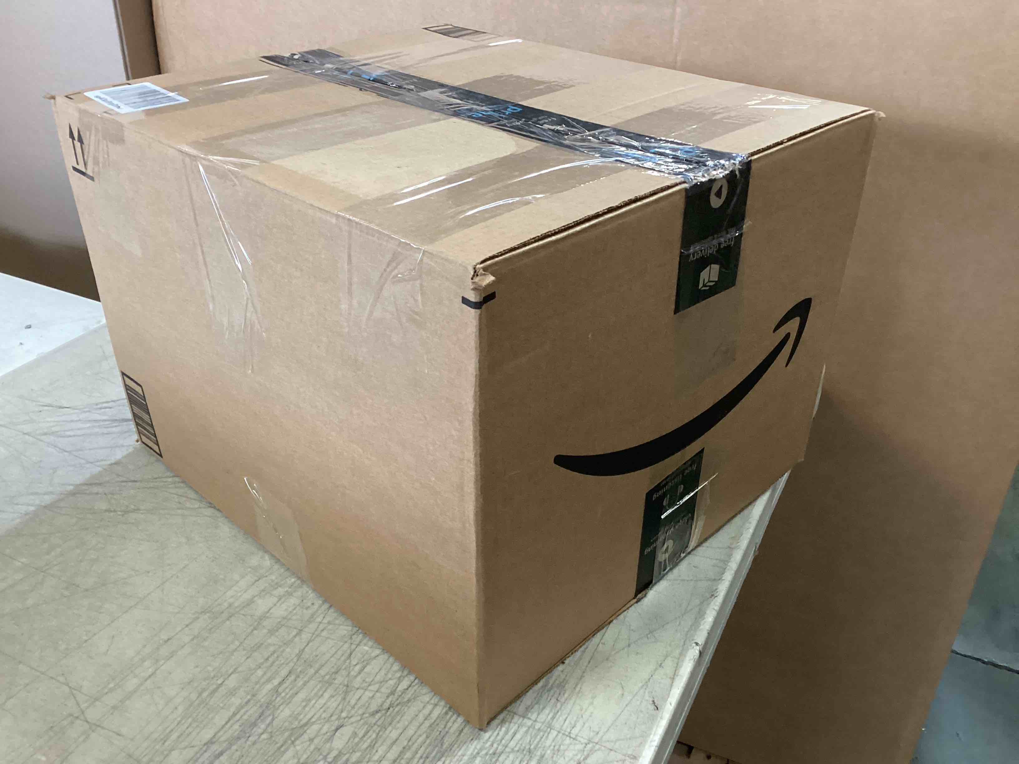 https://s3.amazonaws.com/lotting-images-prod/bidfta/PPE2266020_1744210196935.jpeg