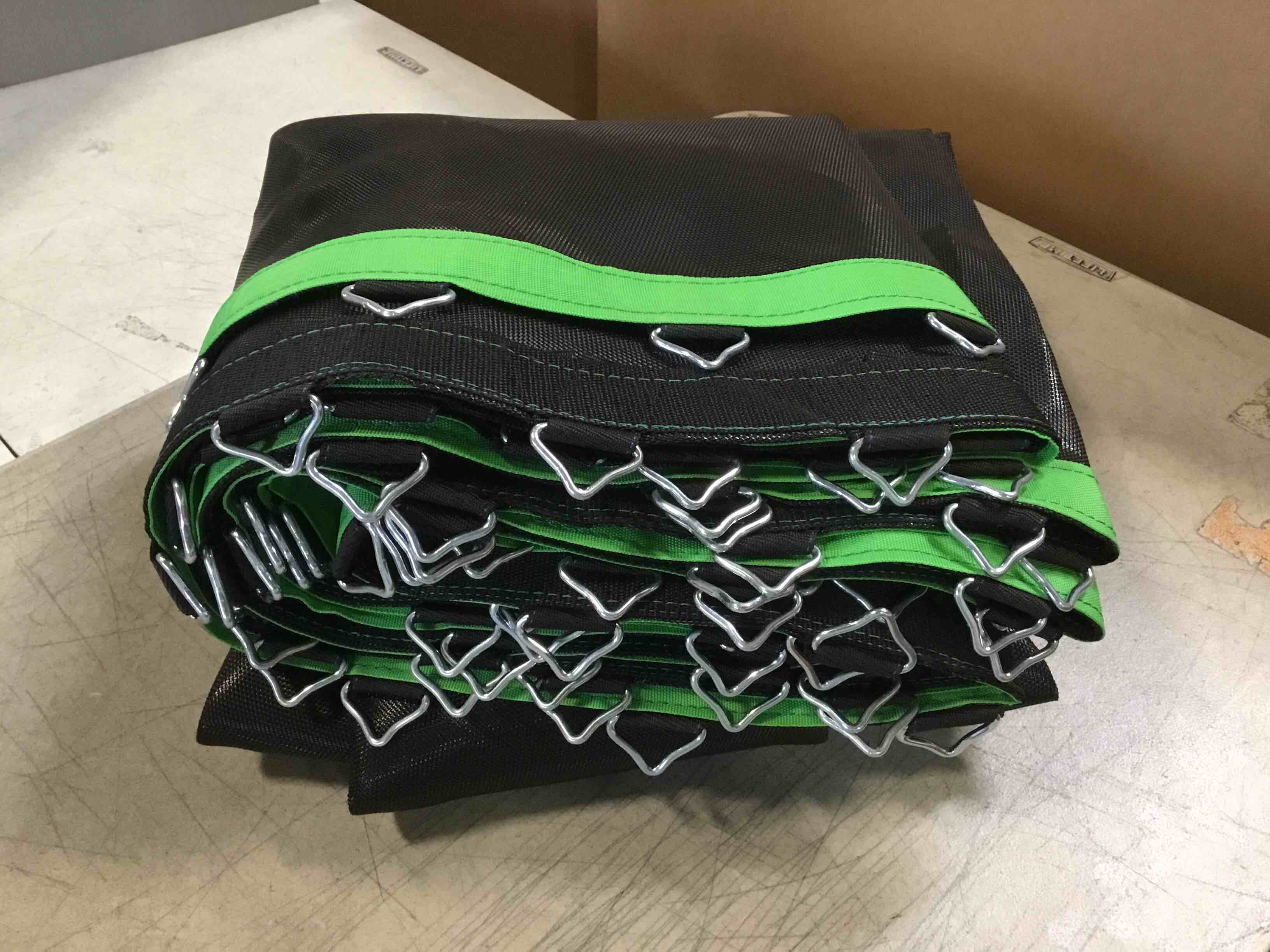 https://s3.amazonaws.com/lotting-images-prod/bidfta/PPE2266632_1745329896045.jpeg