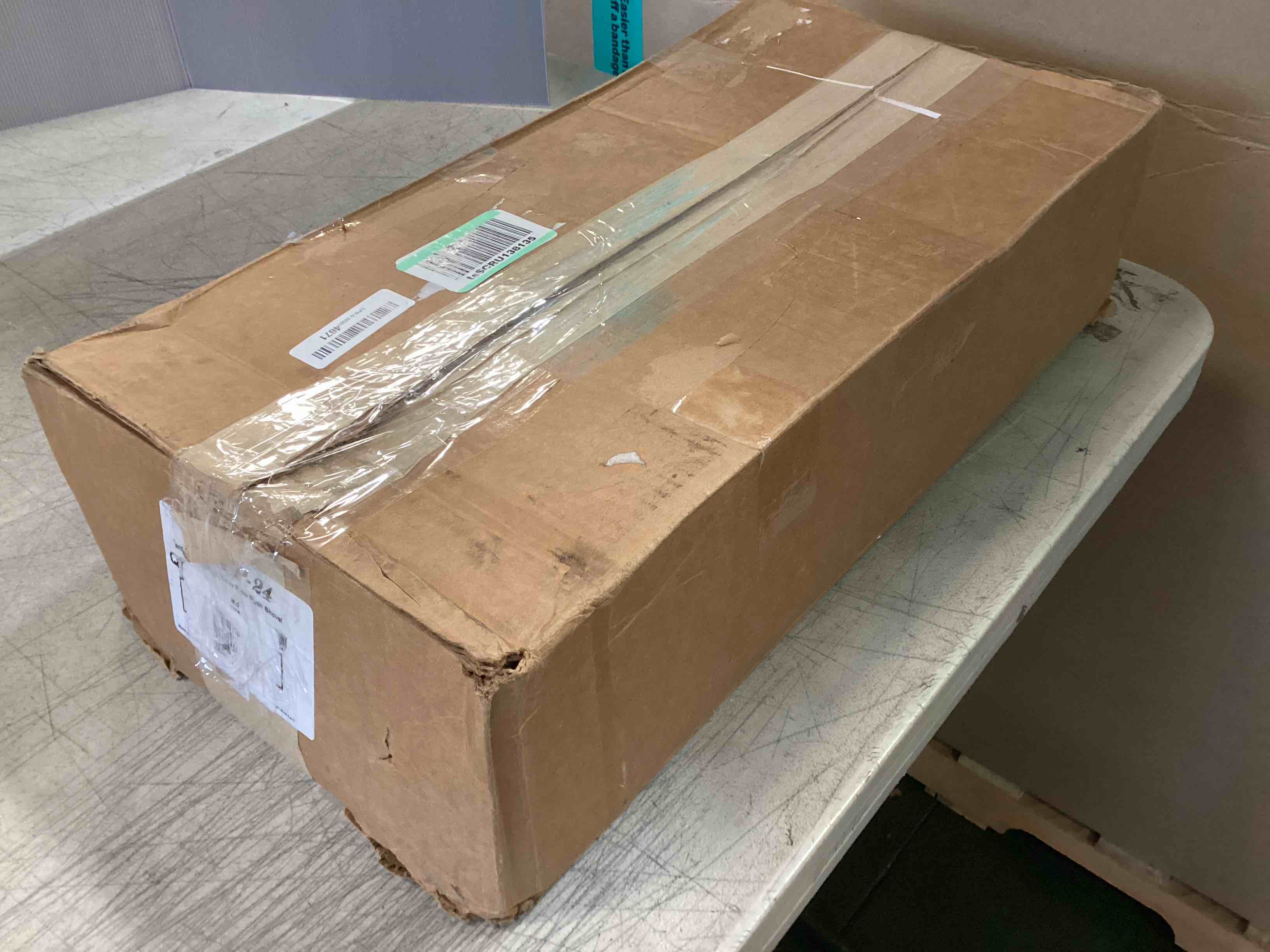 https://s3.amazonaws.com/lotting-images-prod/bidfta/PPE2267134_1745507218252.jpeg