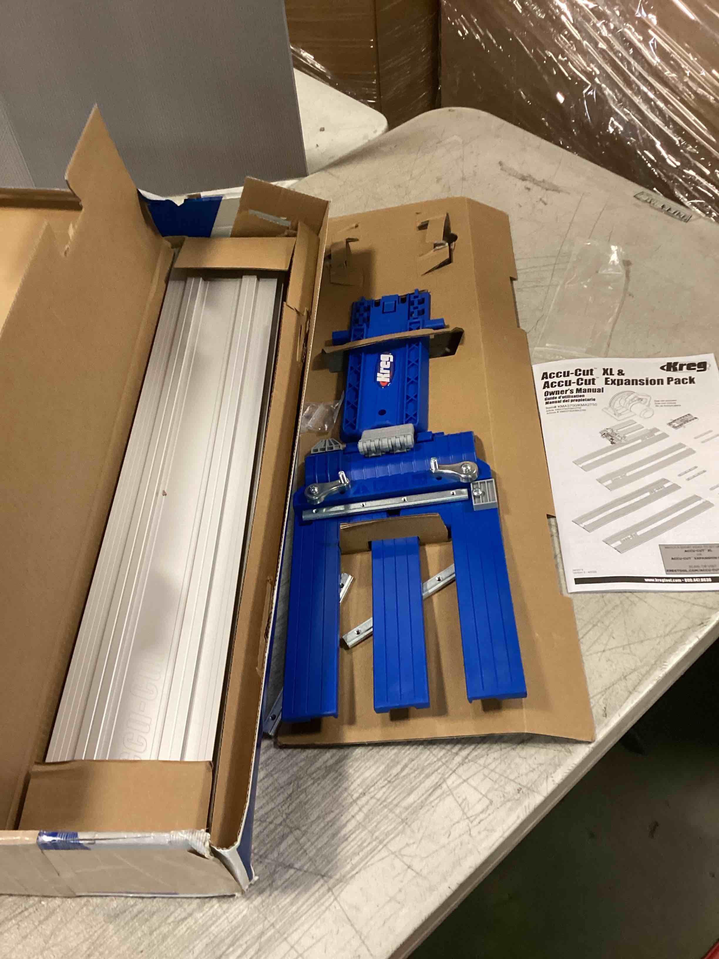 https://s3.amazonaws.com/lotting-images-prod/bidfta/PPE2267216_1745584233106.jpeg