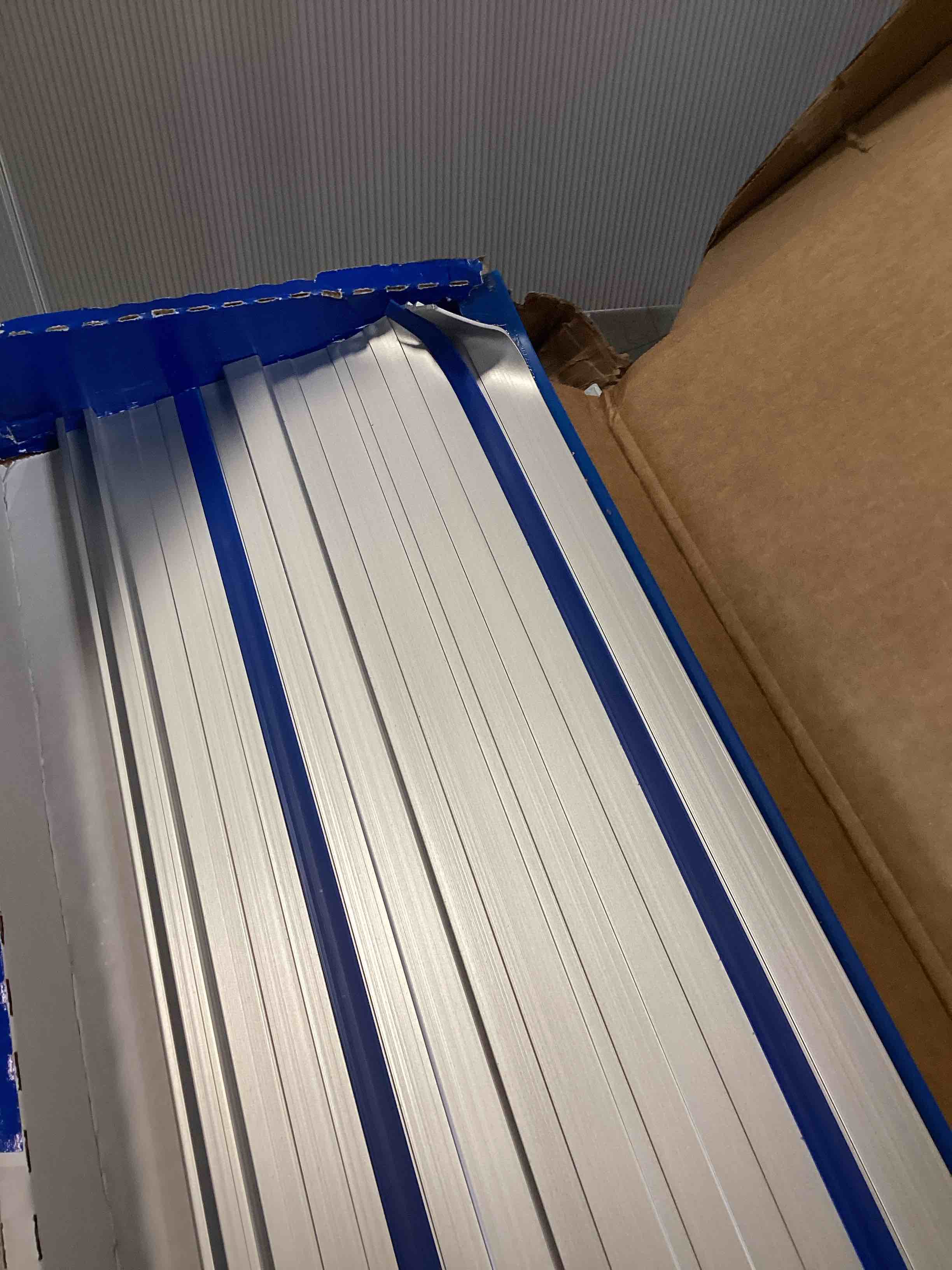 https://s3.amazonaws.com/lotting-images-prod/bidfta/PPE2267340_1745849944502.jpeg