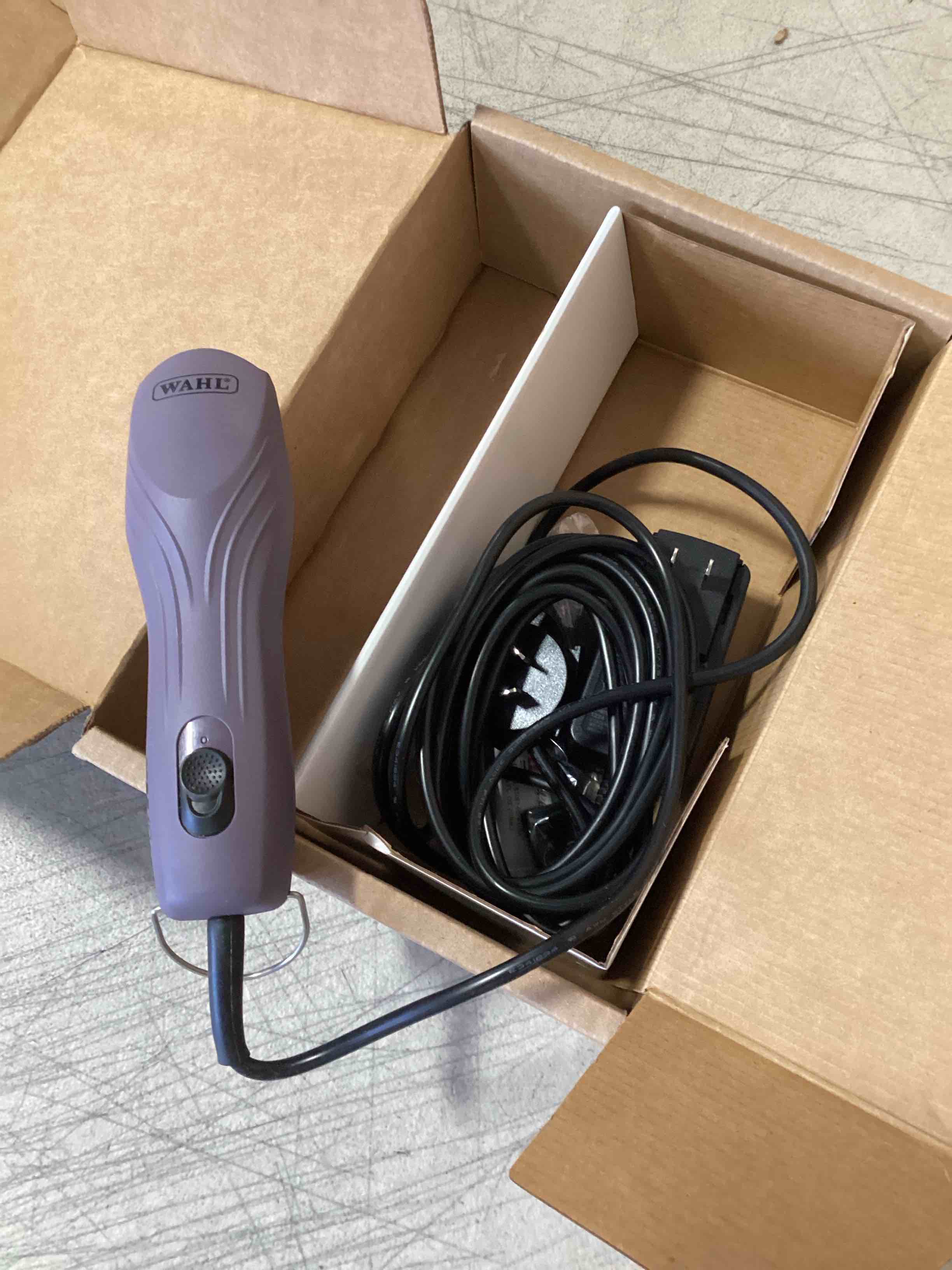 Wahl Pro Animal KM10+ Corded Clipper - New #10 Prime Series Blade, LOCKGUARD Patent Pending Technology & Textured Housing Design - Clippers for Cats, Dogs & Horses - Lightweight - 2-Speeds - Purple