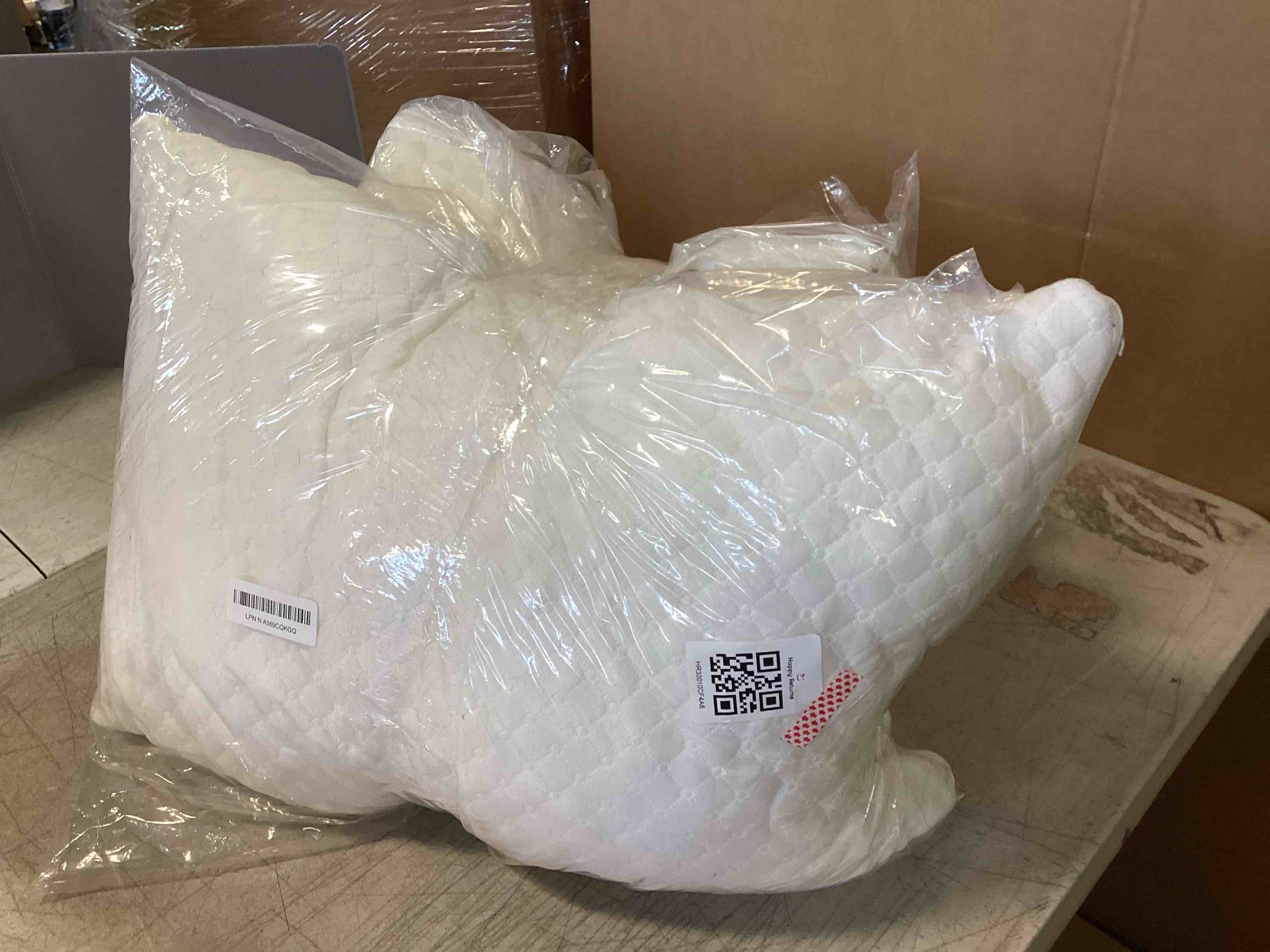 https://s3.amazonaws.com/lotting-images-prod/bidfta/PPE2267356_1745854070207.jpeg