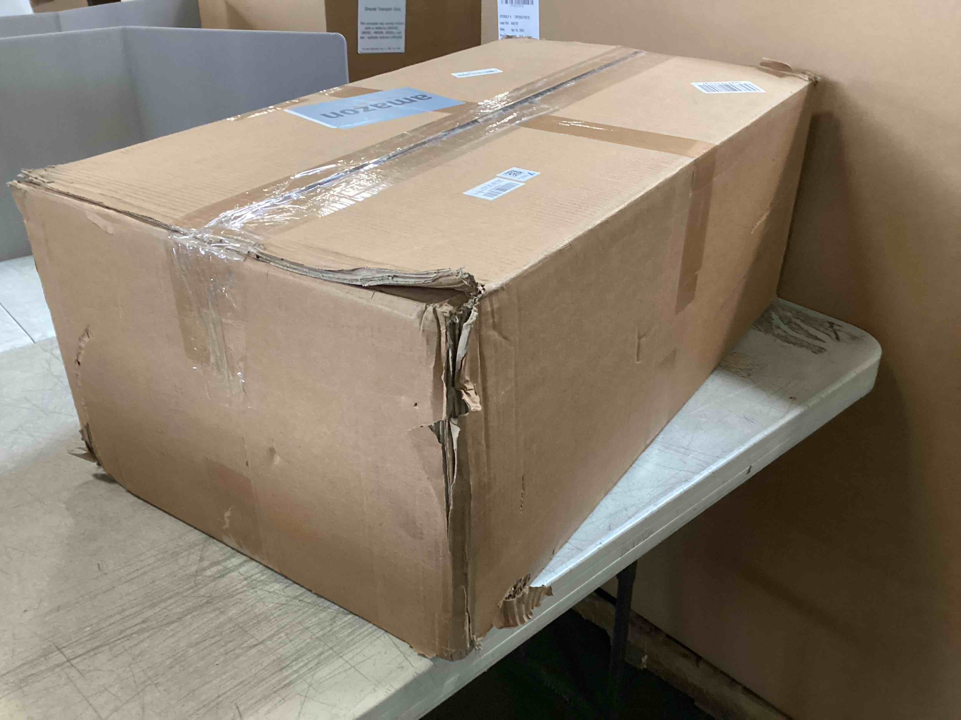 https://s3.amazonaws.com/lotting-images-prod/bidfta/PPE2267456_1745945637101.jpeg
