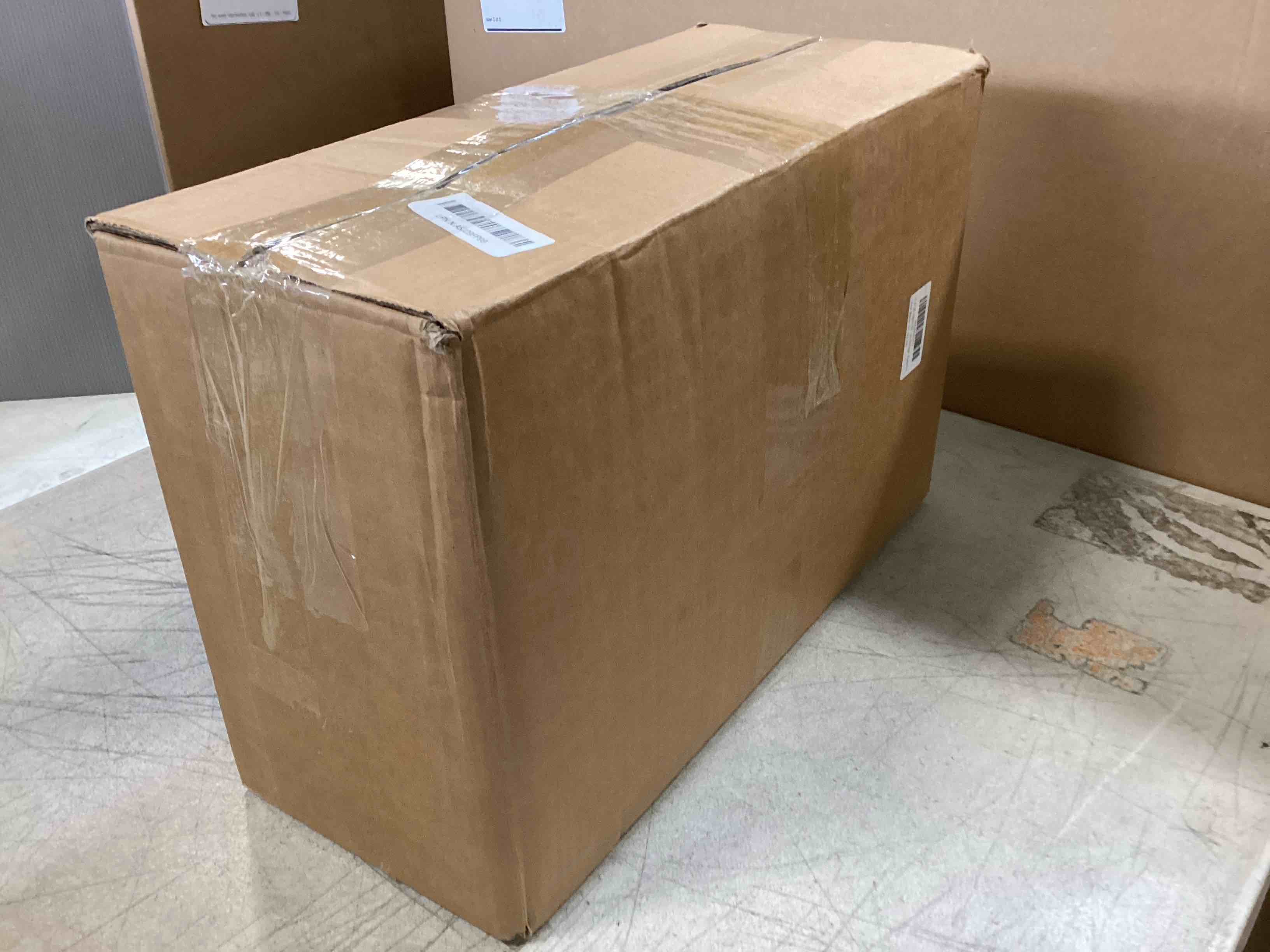 https://s3.amazonaws.com/lotting-images-prod/bidfta/PPE2267461_1745946959410.jpeg