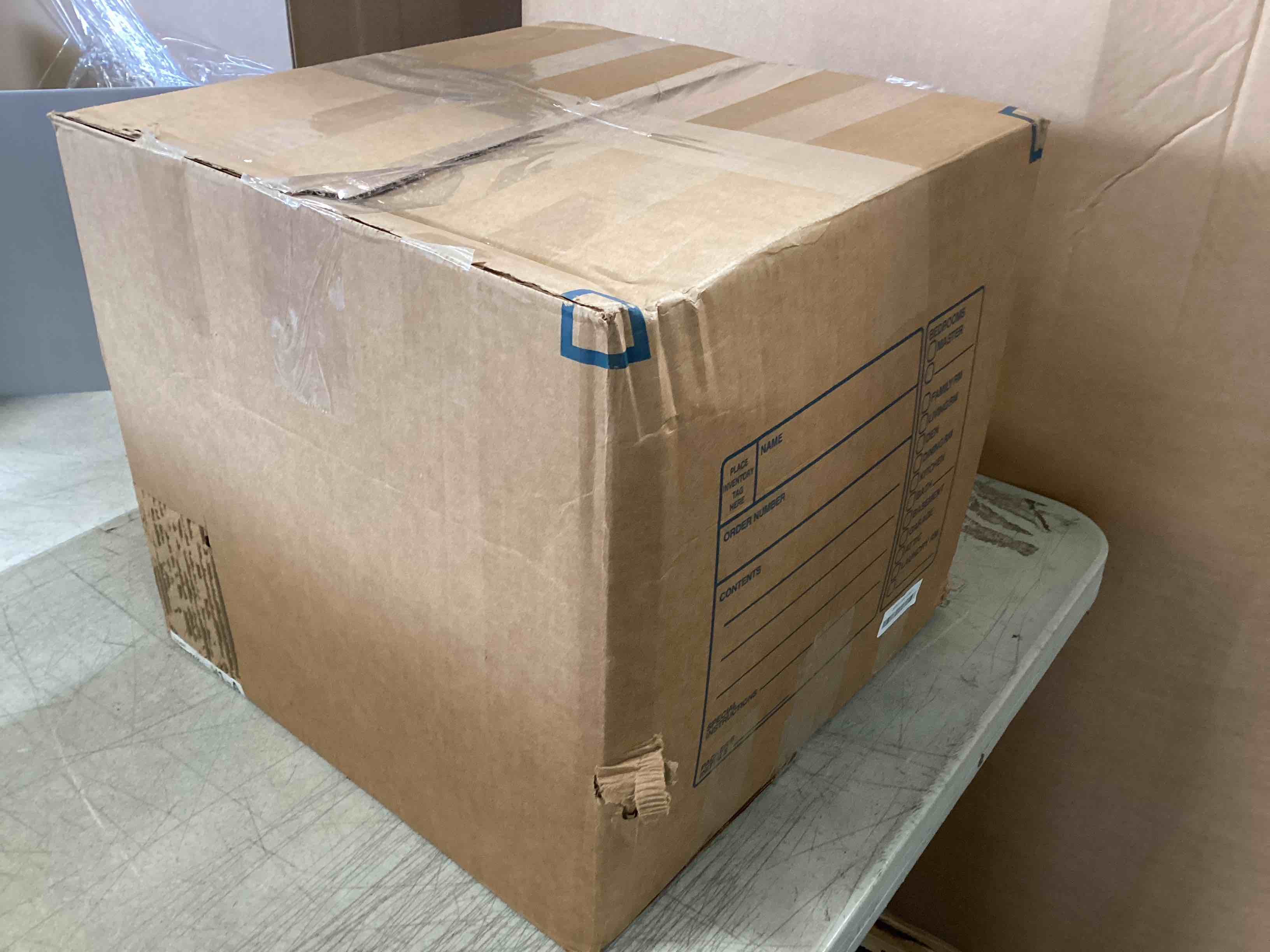 https://s3.amazonaws.com/lotting-images-prod/bidfta/PPE2267970_1746558532239.jpeg