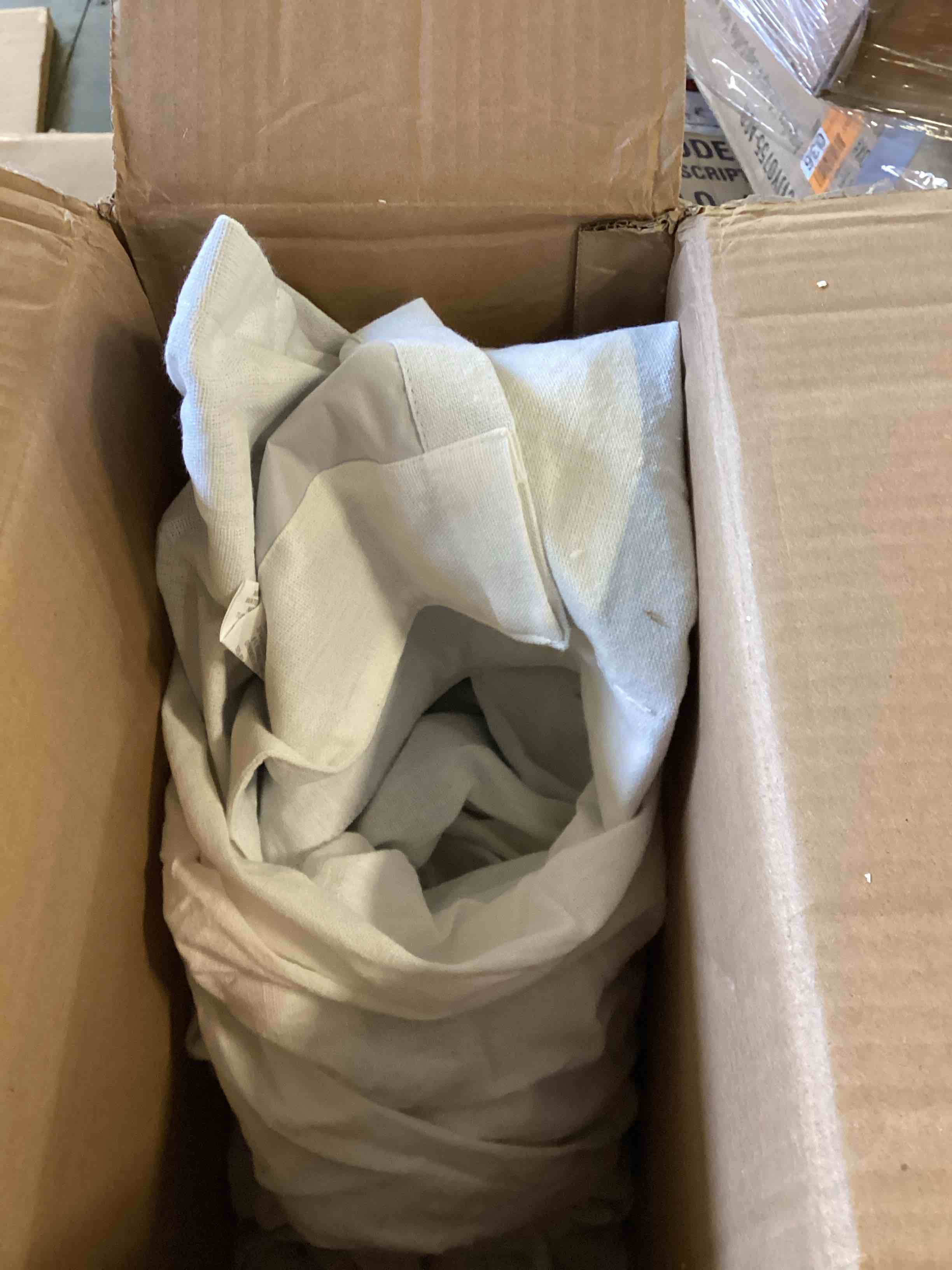 Lush Decor Linen Button 100% Lined Blackout Window Curtain Panel, Single, 40" W x 84" L, Blue & White - Blackout Curtains - Color Block - Farmhouse Curtains For Bedroom, Living Room & Dining Room