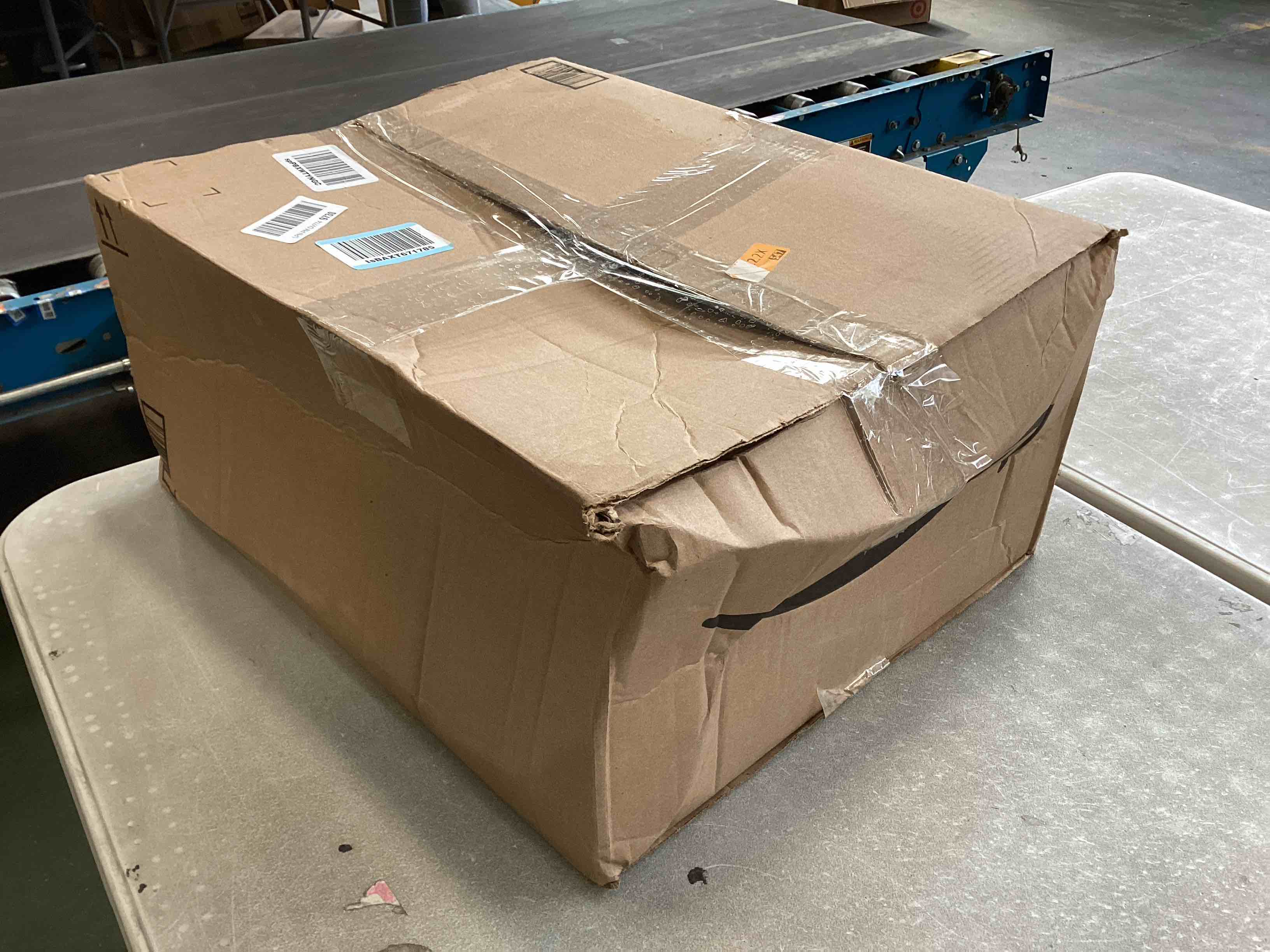 https://s3.amazonaws.com/lotting-images-prod/bidfta/PPE2268560_1747401569454.jpeg
