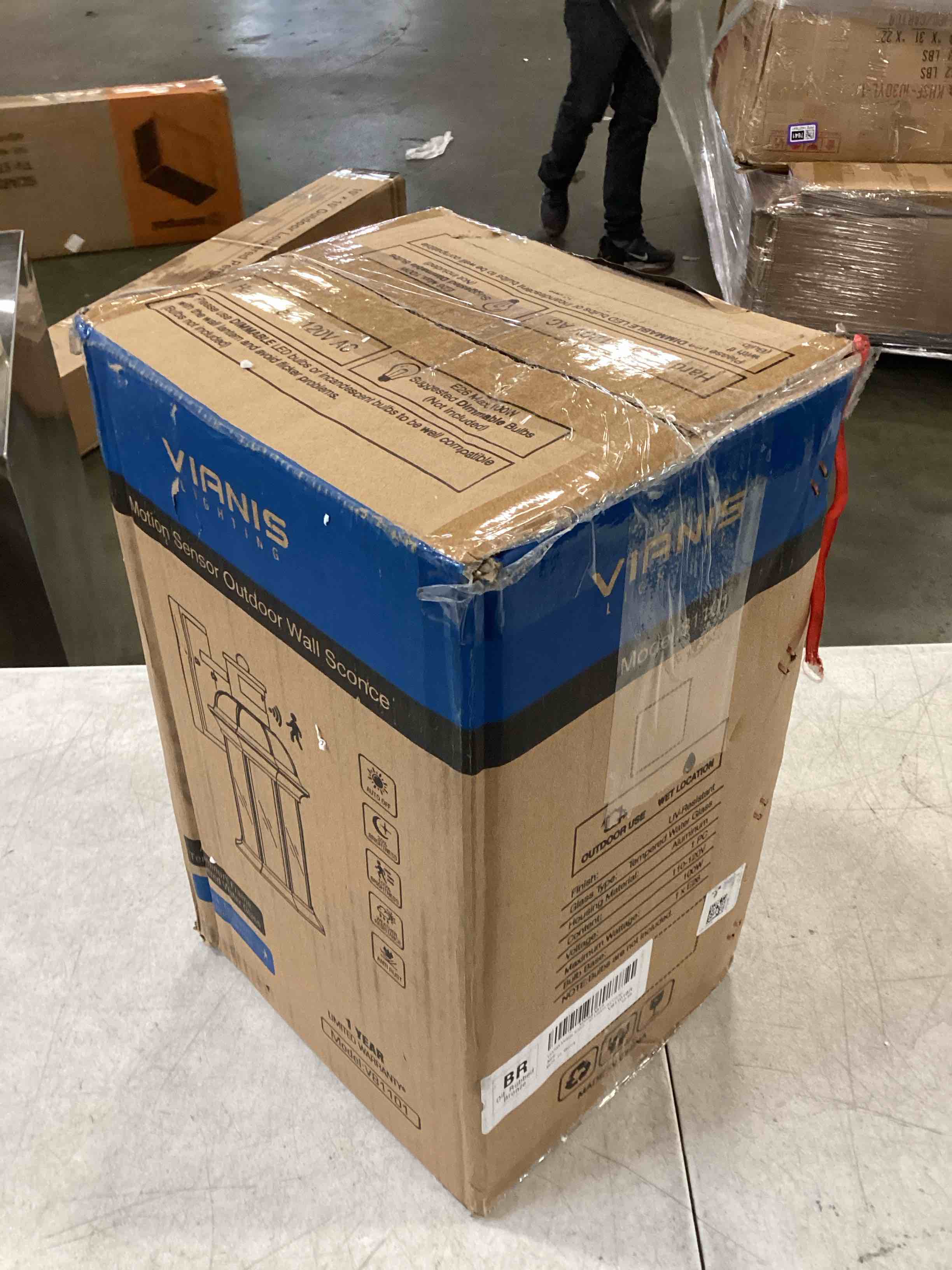https://s3.amazonaws.com/lotting-images-prod/bidfta/PPE2268864_1747845702914.jpeg