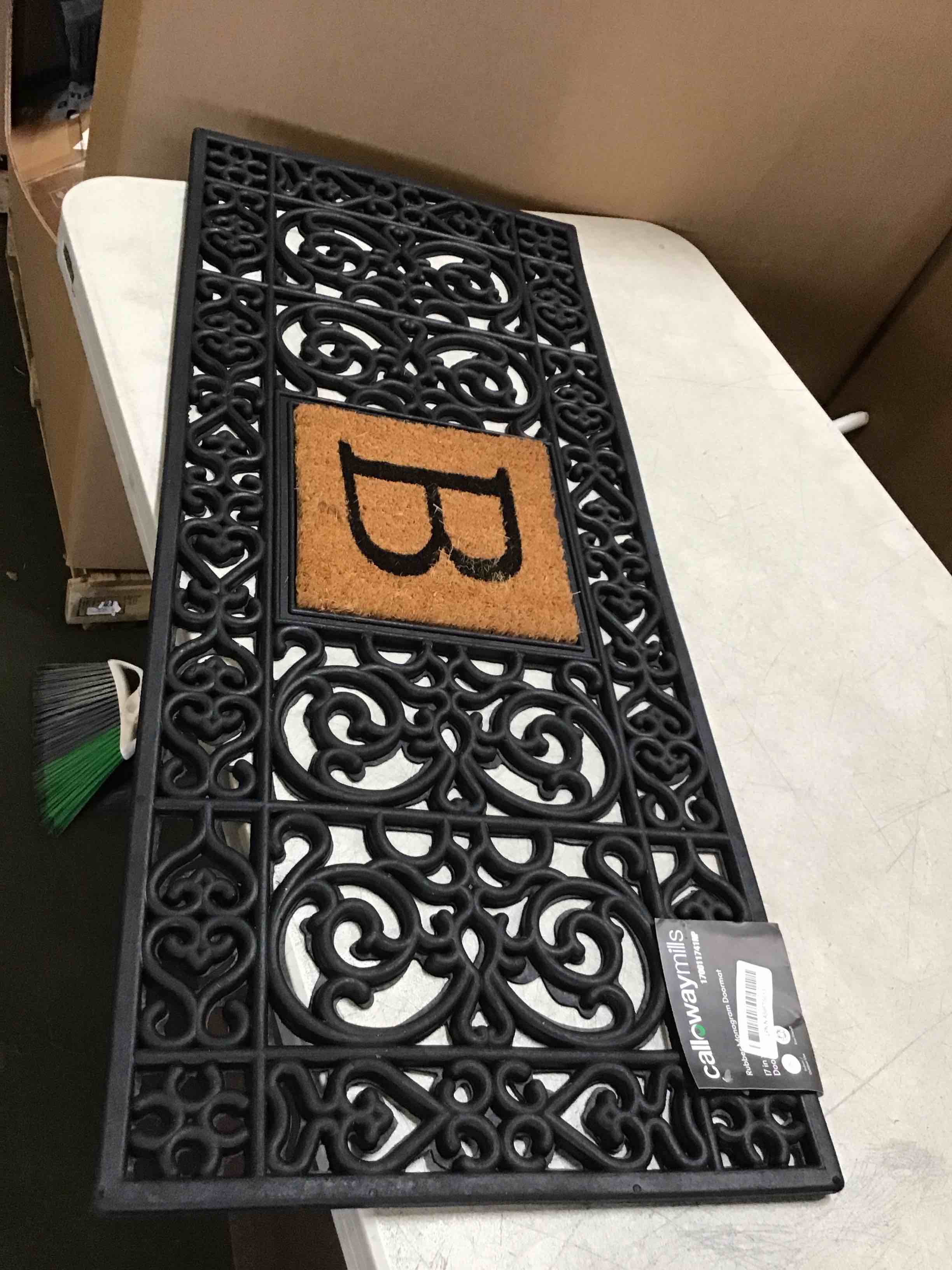 https://s3.amazonaws.com/lotting-images-prod/bidfta/PPE2269051_1745352280631.jpeg