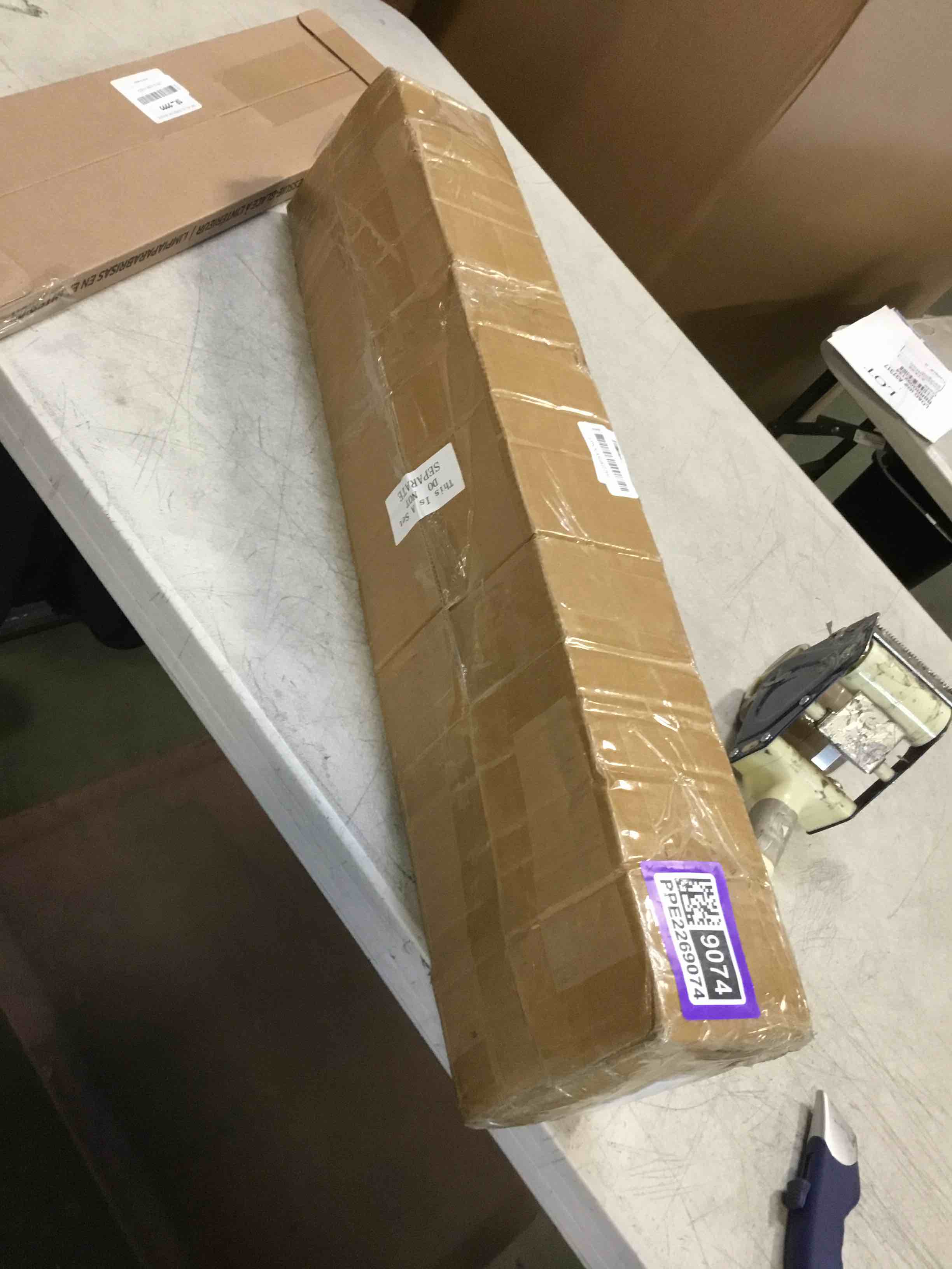 https://s3.amazonaws.com/lotting-images-prod/bidfta/PPE2269074_1745412756977.jpeg