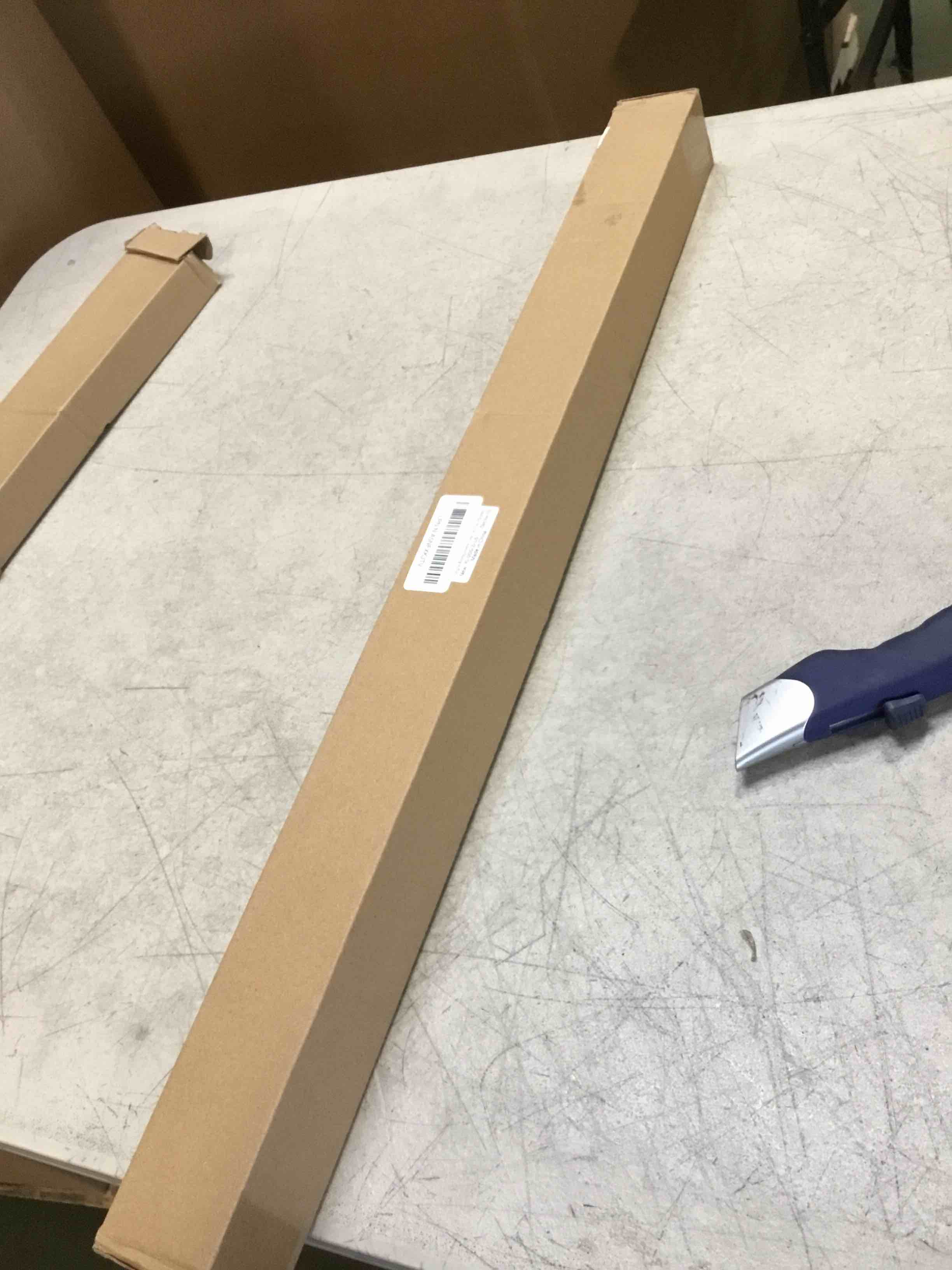https://s3.amazonaws.com/lotting-images-prod/bidfta/PPE2269077_1745412969551.jpeg